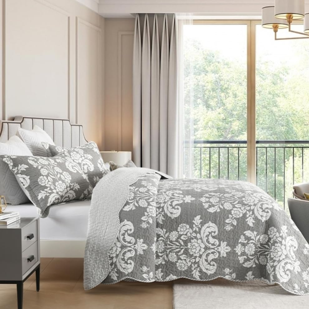 3-Piece King Size Quilt Set - 100% Soft Cotton Reversible Comforter with Gray Floral Pattern, Lightweight All-Season Bedding for Master Bedroom, Guest Room & Vacation Homes