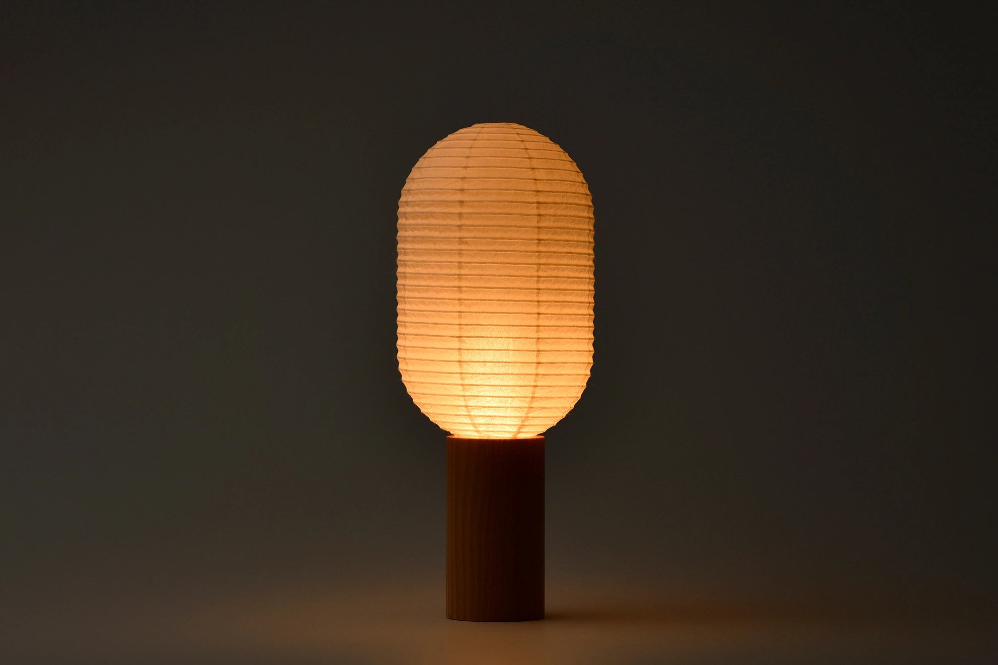 Yame Lantern Vertical - Traditional Japanese Chochin Paper Lantern for Home Decor, Zen Garden, and Tea Ceremony