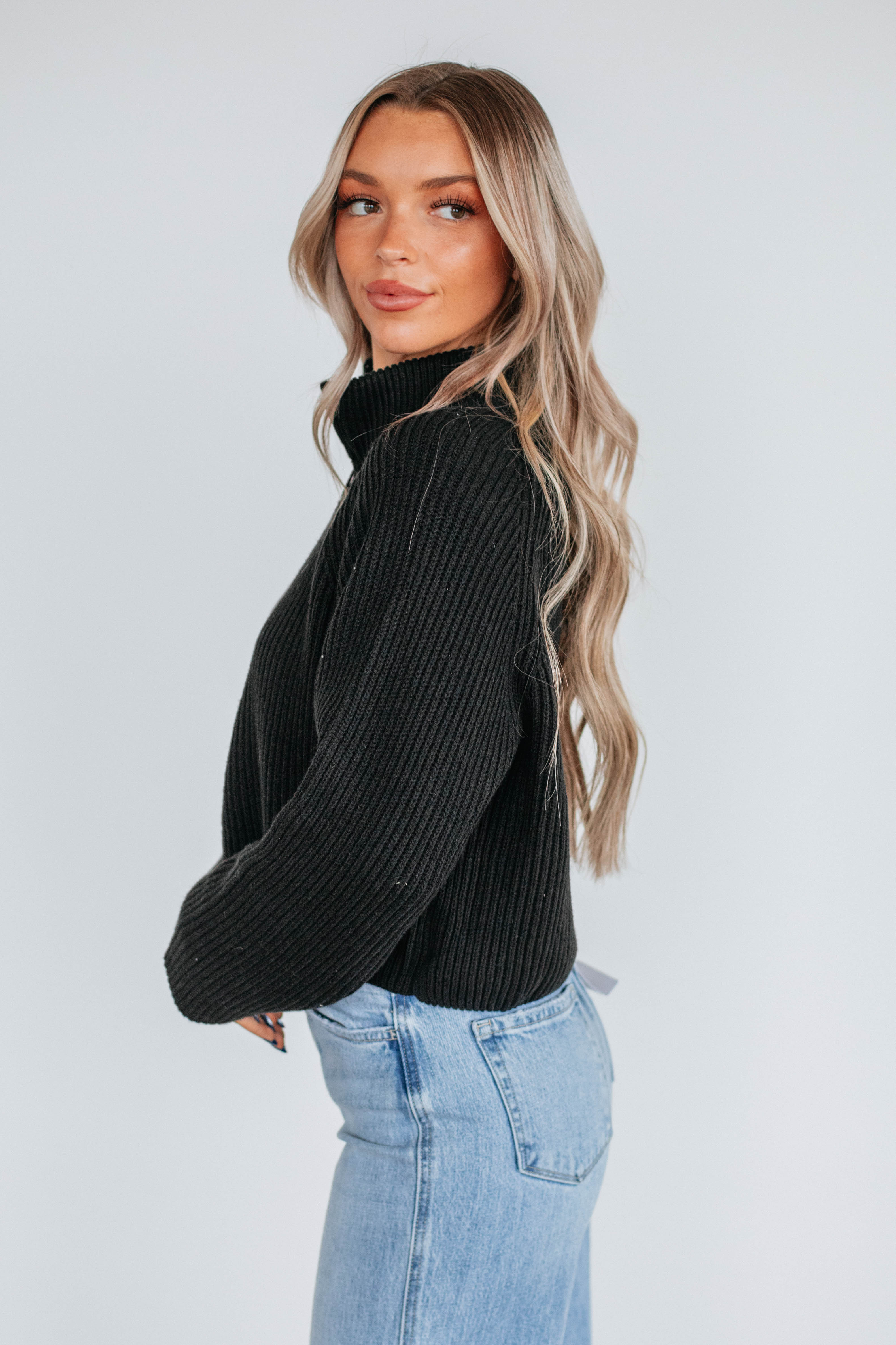Rova Ribbed Pullover Sweater for Women - Soft & Cozy Winter Knit Top in Black - Perfect for Casual Outfits, Layering & Cold Weather Fashion