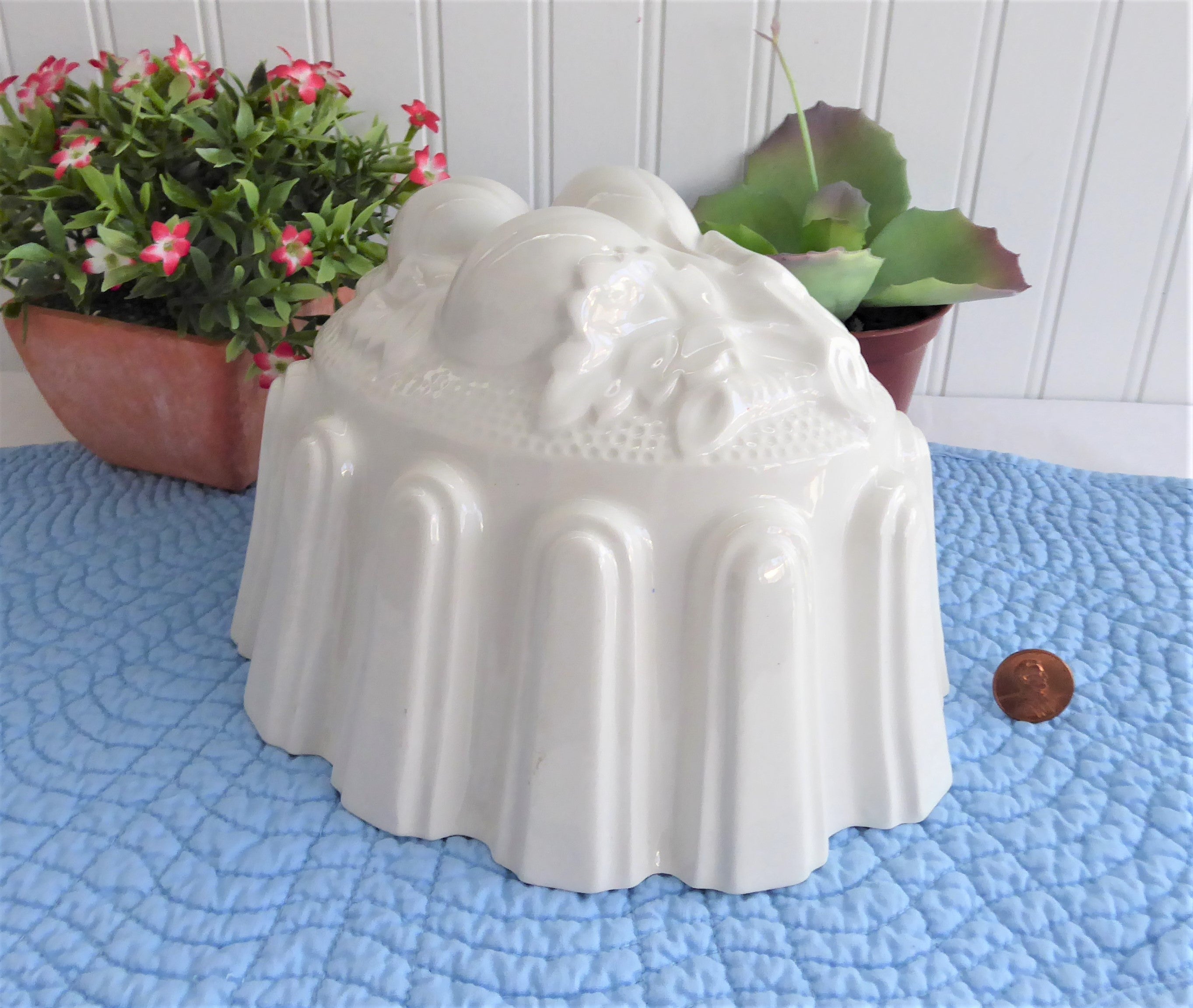 Vintage 1970s English White Ironstone Pudding Mold - Oval Baking Dish & Casserole for Classic Desserts | Perfect for Puddings, Custards & Traditional British Baking