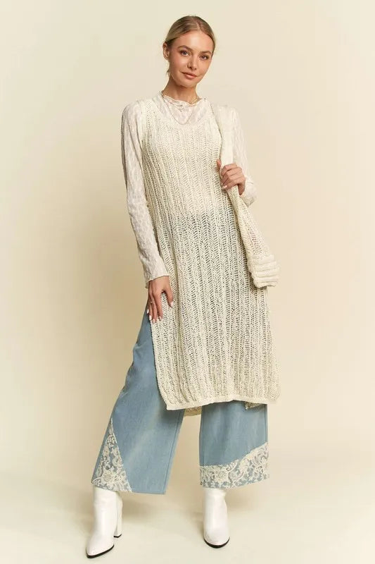 Stylish Knit Side Slit Round Neck Sleeveless Dress with Matching Bag - Perfect for Summer Outings, Beach Vacations and Casual Date Nights