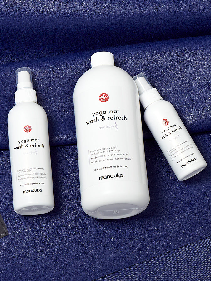 Manduka Yoga Mat Cleaner & Refresher Spray - 4oz (118ml) - Natural & Eco-Friendly Yoga Mat Wash for Deep Cleaning & Odor Removal - Perfect for Home, Studio & Travel Use