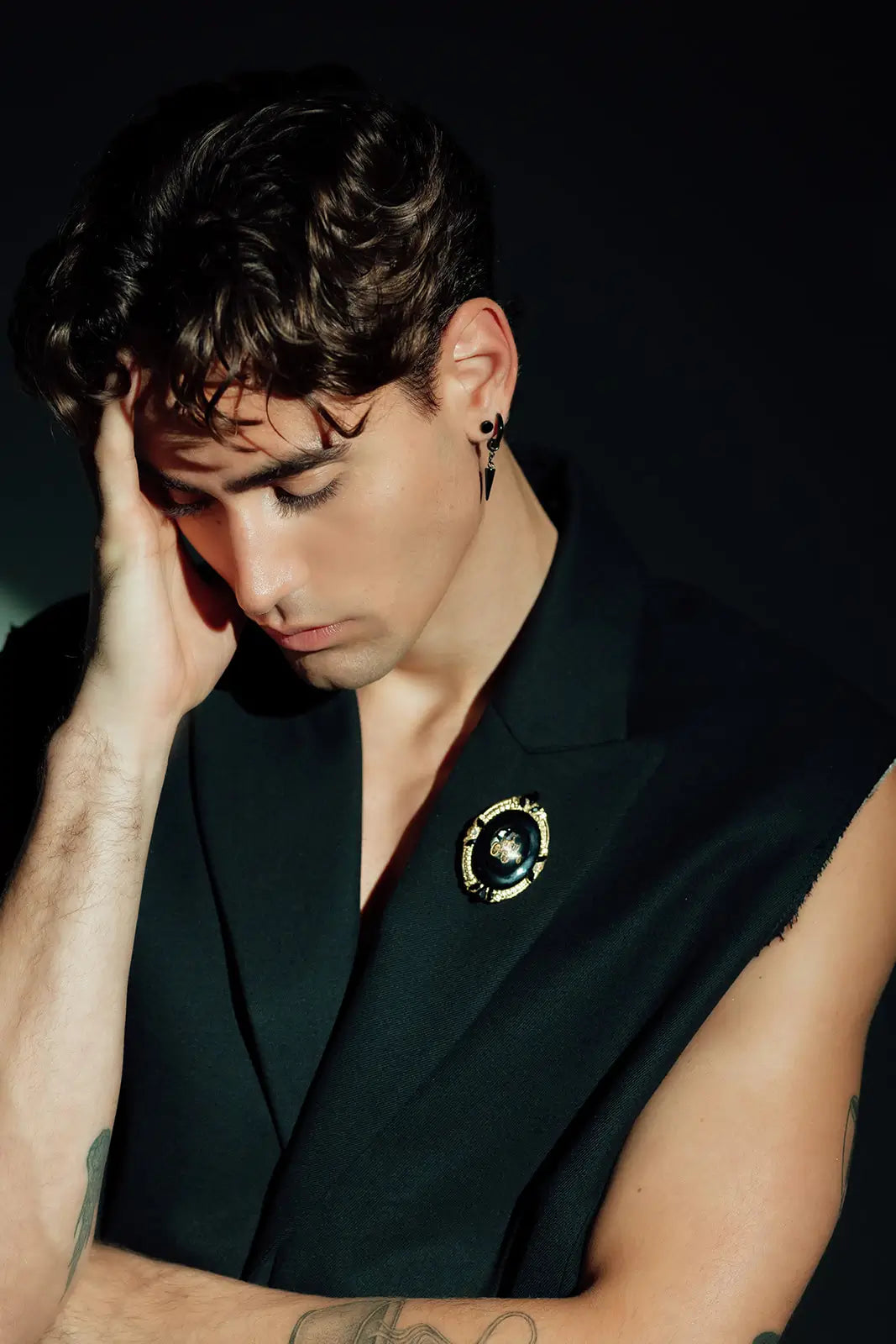 Collins Lapel Pin - Elegant & Stylish Lapel Pin for Men & Women - Perfect for Suits, Blazers, Formal Events & Gifts