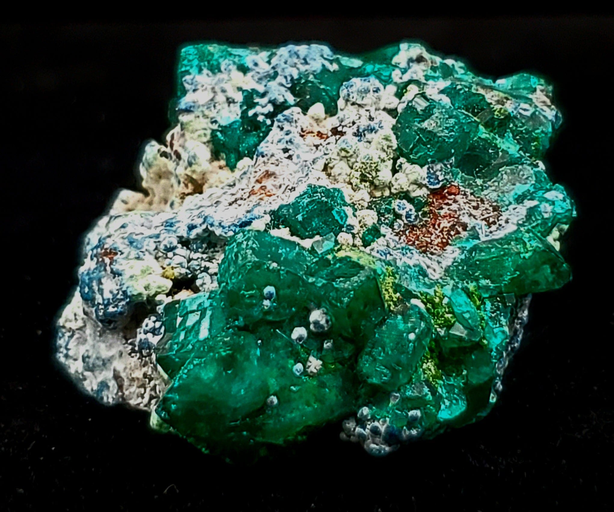 Natural Dioptase Crystal Specimen - Rare Green Mineral for Collectors, Healing & Decoration | Perfect for Display, Meditation & Energy Work