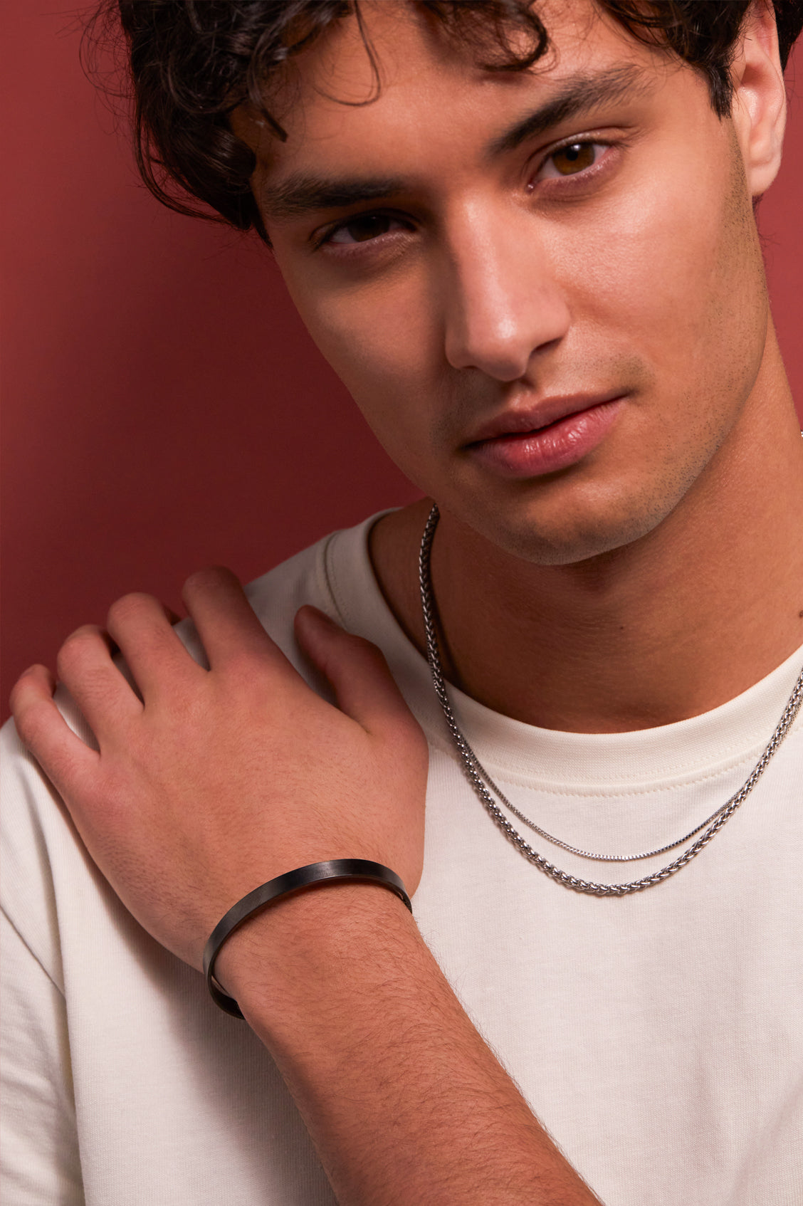 Stylish Men's Cuff Bracelet - Adjustable Bangle for Men - Fashionable Stainless Steel Wristband - Perfect for Casual Wear, Gifts & Special Occasions