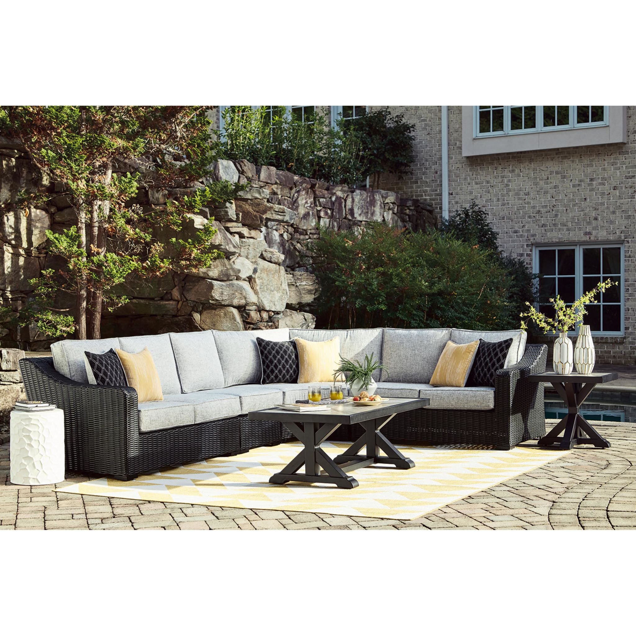 Beachcroft 4-Piece Outdoor Modular Sectional Sofa Set - Water-Resistant Patio Furniture for Backyard, Poolside & Garden Relaxation