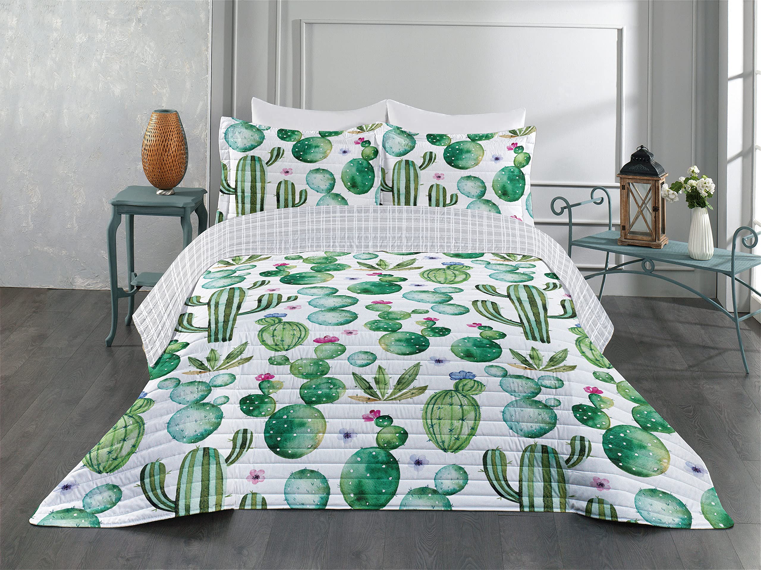 Ambesonne Reversible King Size Bedspread Set - Mexican Cactus Cartoon Print Microfiber Bedding with Pillow Shams in Lime Green & Pale Pink | Perfect for Southwestern Decor, Guest Room Makeover, and Cozy Bedroom Upgrade