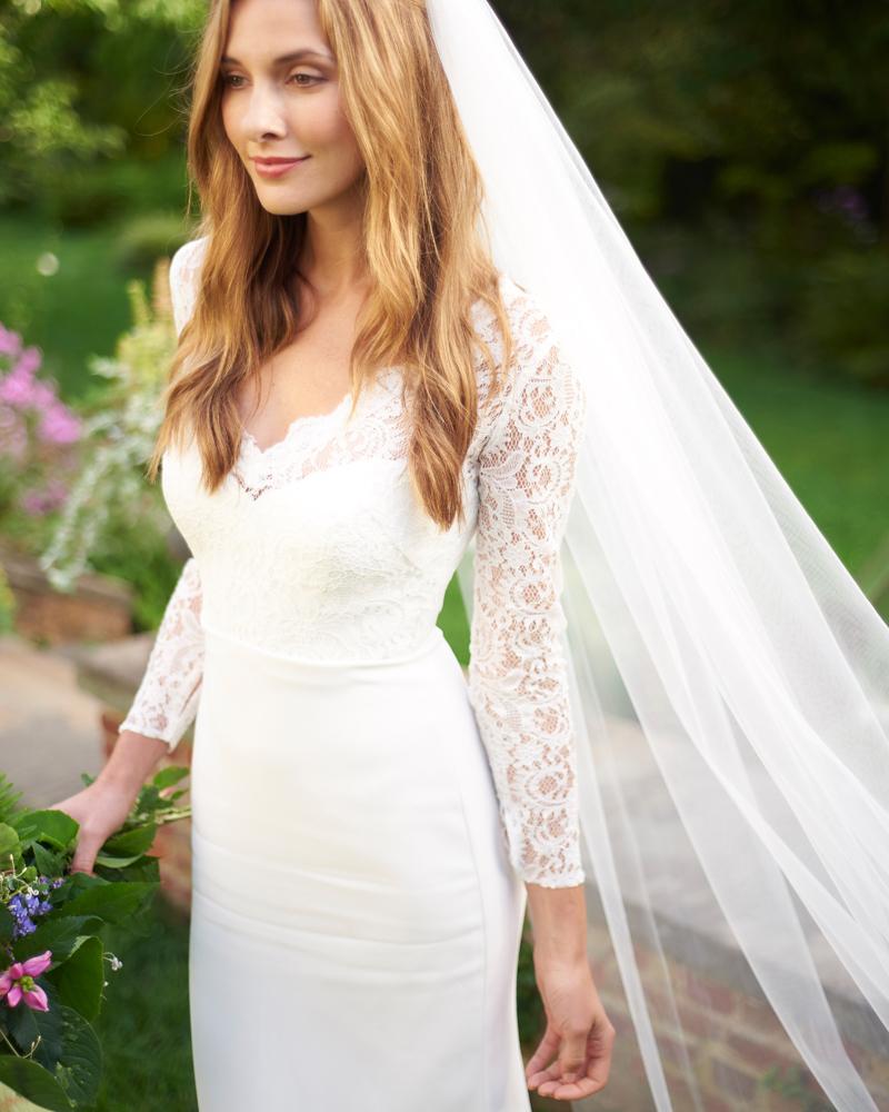 Elegant Simple Cut Edge Veil - Perfect for Weddings, Bridal Accessories & Special Occasions