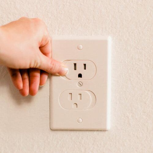 Qdos Universal Self Closing Outlet Cover - Childproof Electrical Outlet Safety Plugs, White (3 Pack) - Perfect for Baby Proofing Homes, Nurseries & Offices