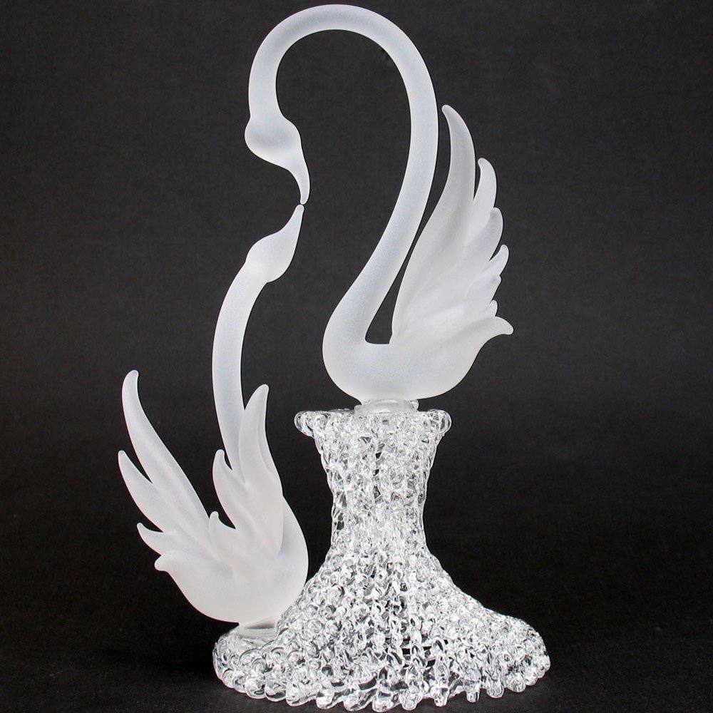 Elegant Hand-Blown Glass Kissing Swans Wedding Cake Topper - Perfect for Romantic Weddings, Anniversaries & Special Celebrations