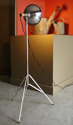 Adjustable Metal Studio Lamp with Telescopic Stand - Dimmable Architect Desk Light for Artists, Drafting Table & Home Office Workspace