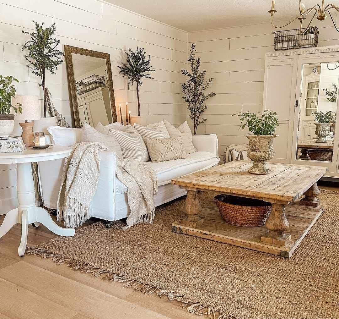 Hauteloom Oaks Solid Handwoven Seagrass Jute Rug - 5' x 7'6