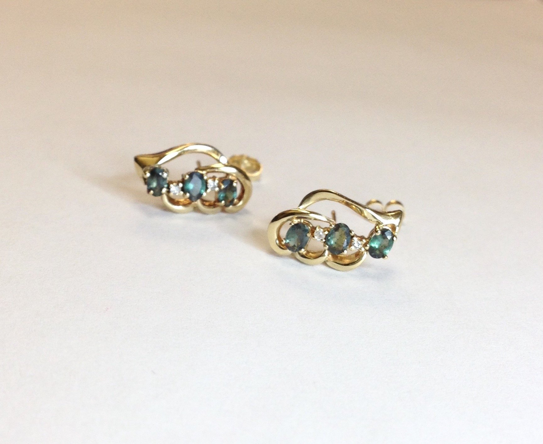 Natural Alexandrite Diamond Earrings in 14K Yellow Gold - Elegant Gemstone Jewelry for Women, Perfect for Weddings, Anniversaries & Special Occasions