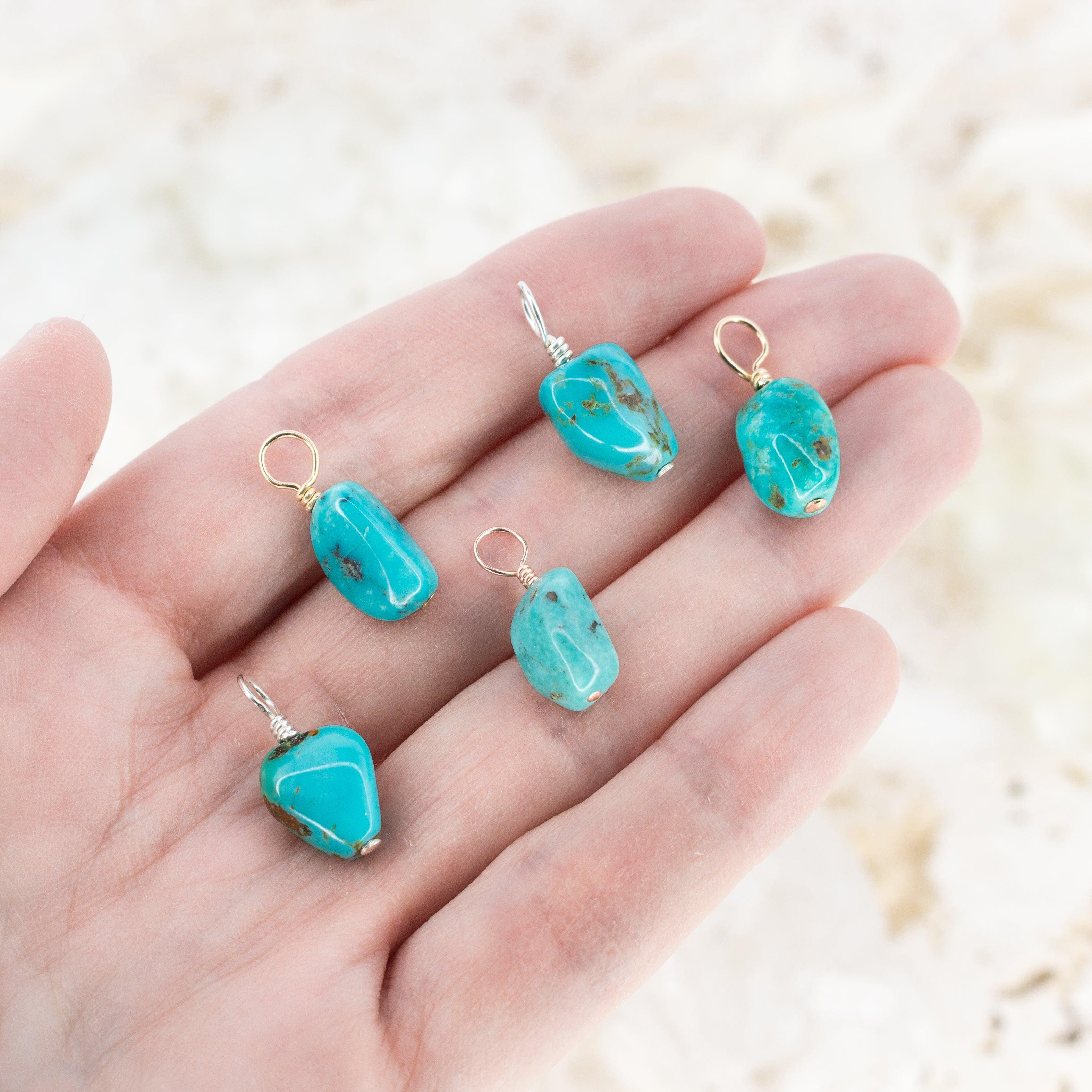 Natural Raw Turquoise Crystal Pendant Necklace - Handmade Boho Jewelry for Women, Spiritual Healing Stone Gift for Meditation & Yoga
