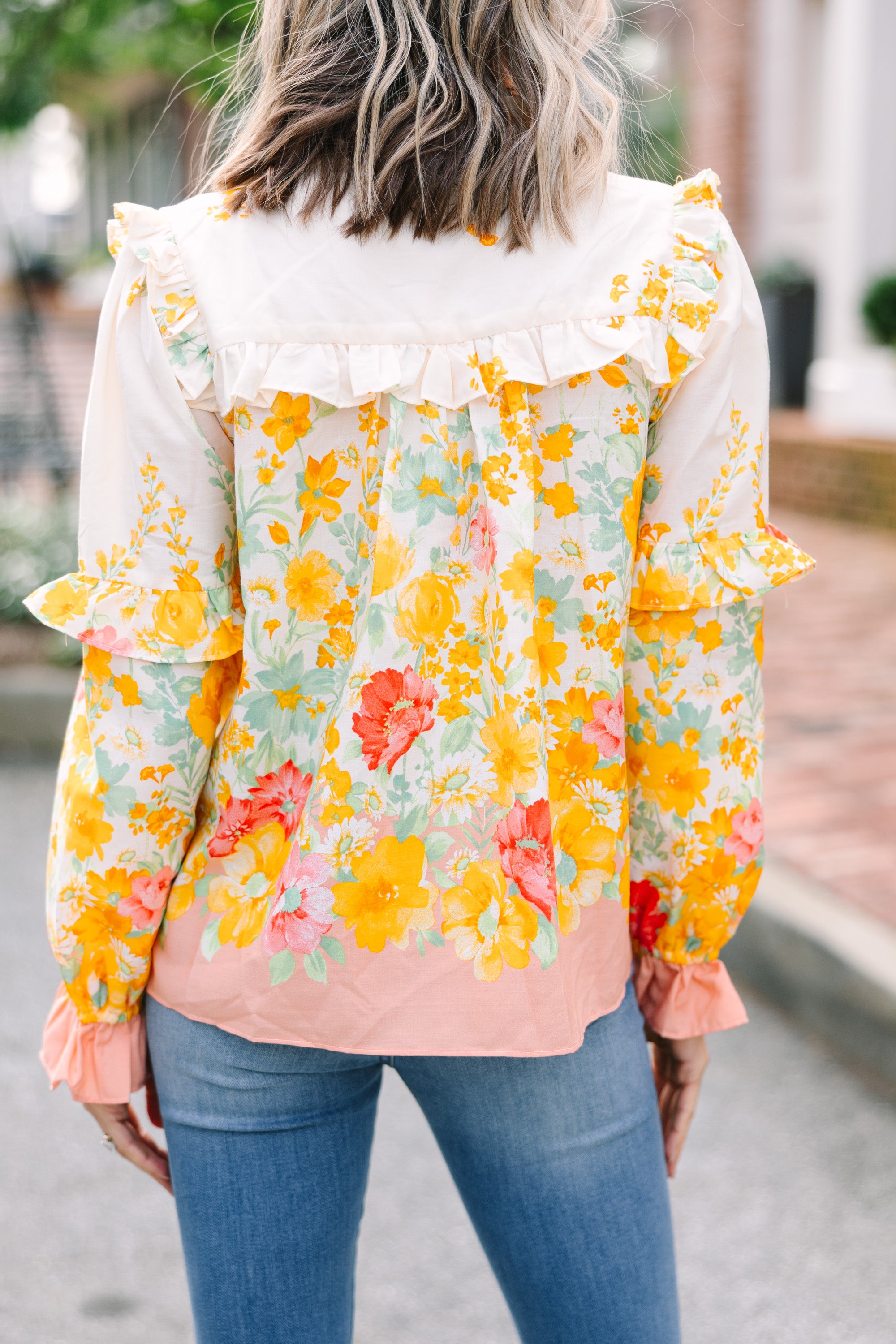Stylish Yellow Floral Blouse for Women - Summer Boho Chic Top with Comfortable Fit - Perfect for Beach Vacations, Date Nights & Casual Outings