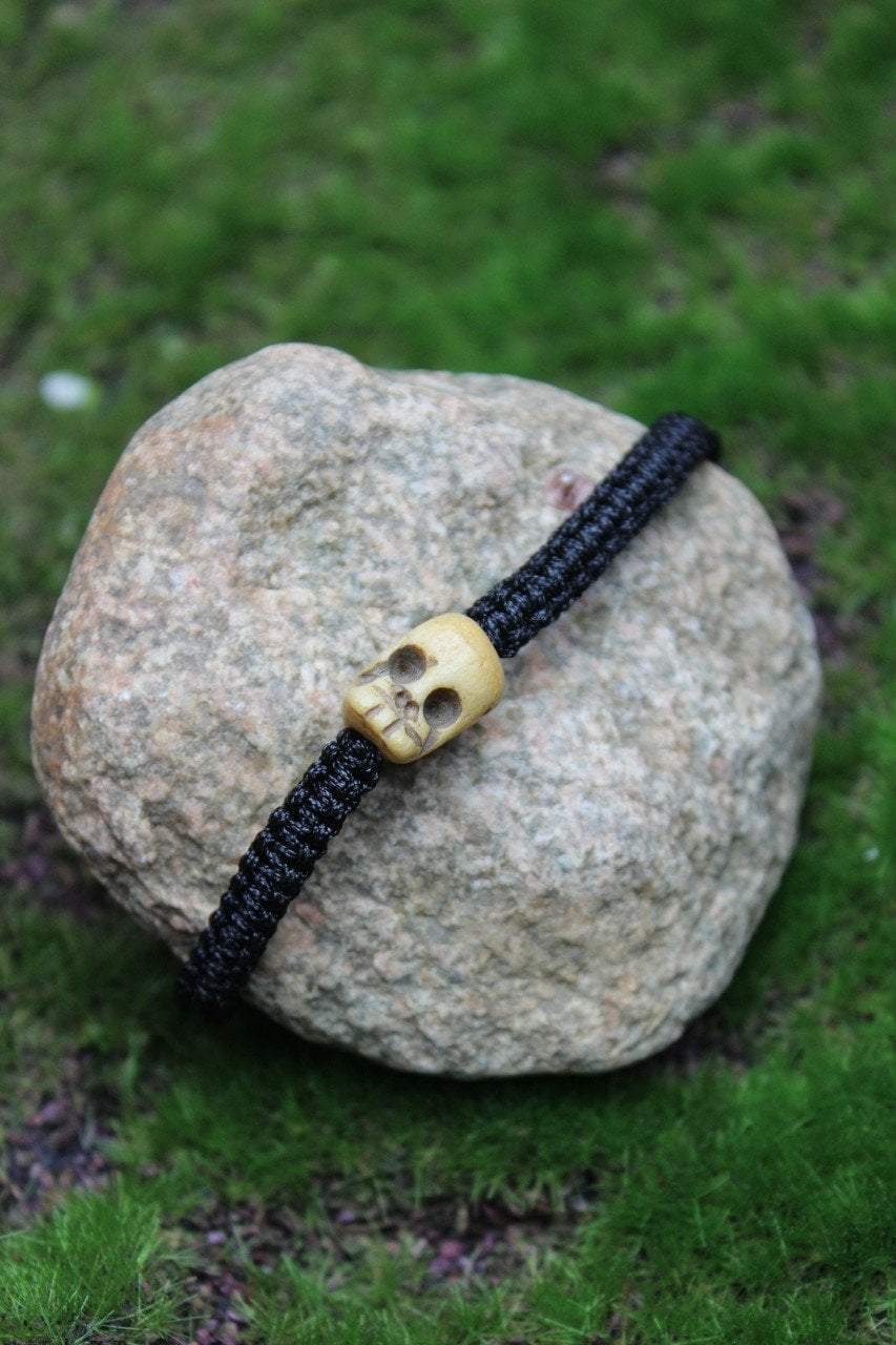 Adjustable Bone Skull Bracelet for Men - Gothic Punk Rock Jewelry - Perfect for Halloween, Costume Parties & Alternative Fashion