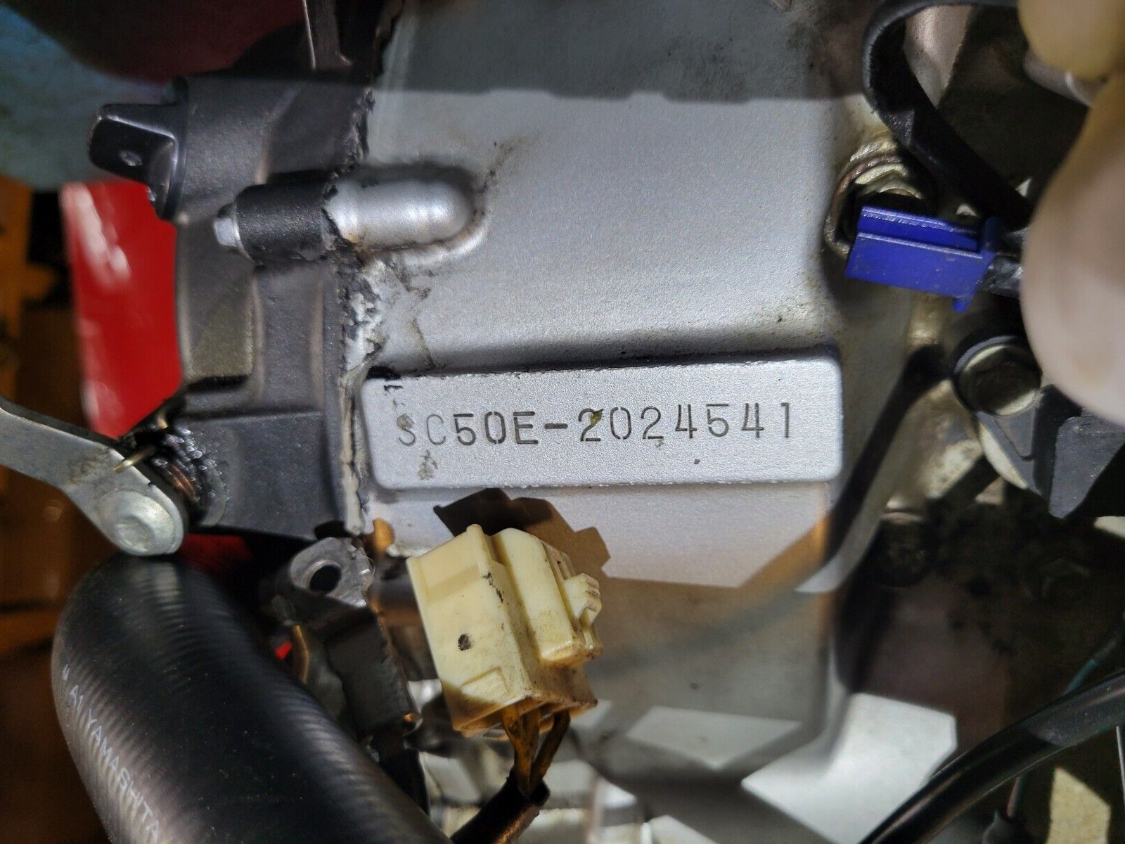 Honda CBR900RR CBR929RR Engine Motor 12K Miles - High Performance Replacement for Racing & Street Bikes - Perfect for Engine Rebuilds & Motorcycle Upgrades