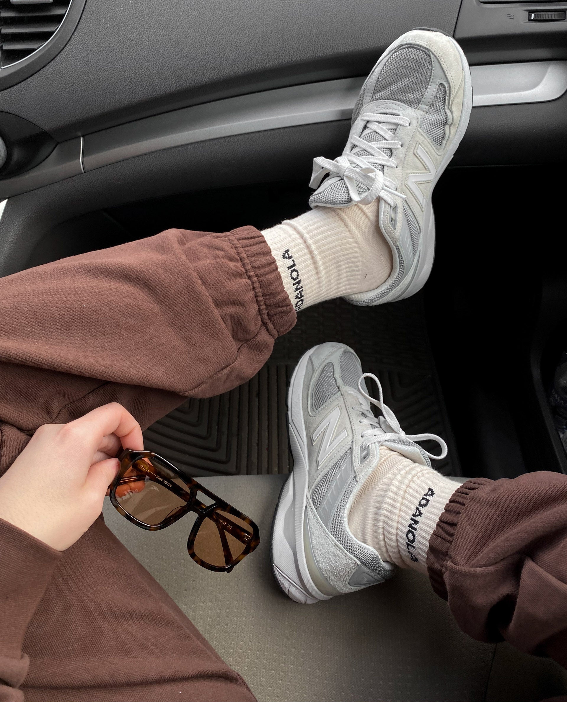 Premium Bold Cream Cotton Socks for Men & Women - Soft, Comfortable & Breathable - Ideal for Running, Hiking & Everyday Wear