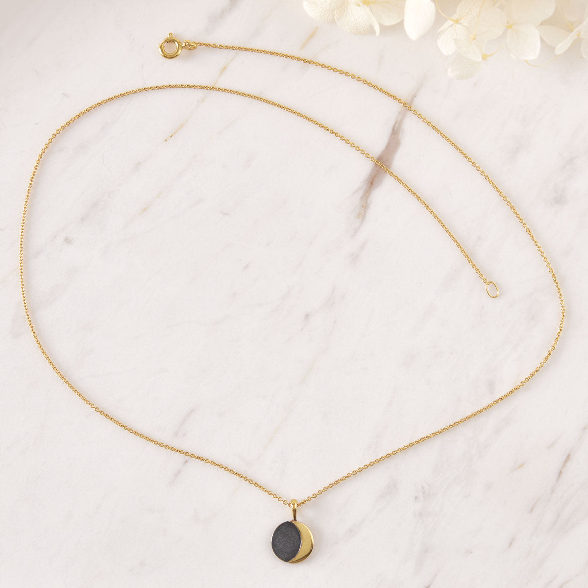 Celestial Midnight Necklace Gold - Elegant Starry Night Jewelry for Women, Perfect for Evening Parties & Romantic Dates | Dainty Gold Pendant Necklace for Gift Giving