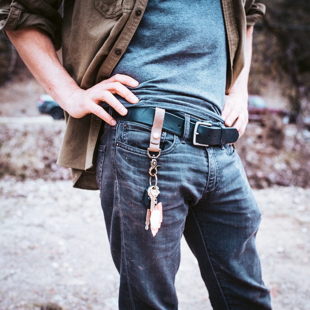 Premium Leather Belt Loop Keychain - Durable & Stylish Key Holder for Men & Women - Perfect for Keys, ID Cards & Everyday Carry (EDC) - Ideal for Home, Office & Travel Use