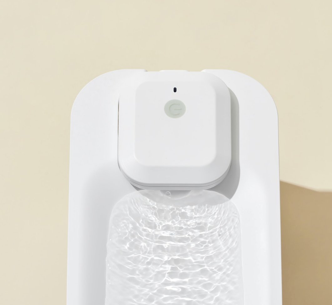 Automatic Wireless Cat Water Fountain - Battery Operated Pet Water Dispenser for Healthy Hydration | Indoor Use for Kittens & Adult Cats