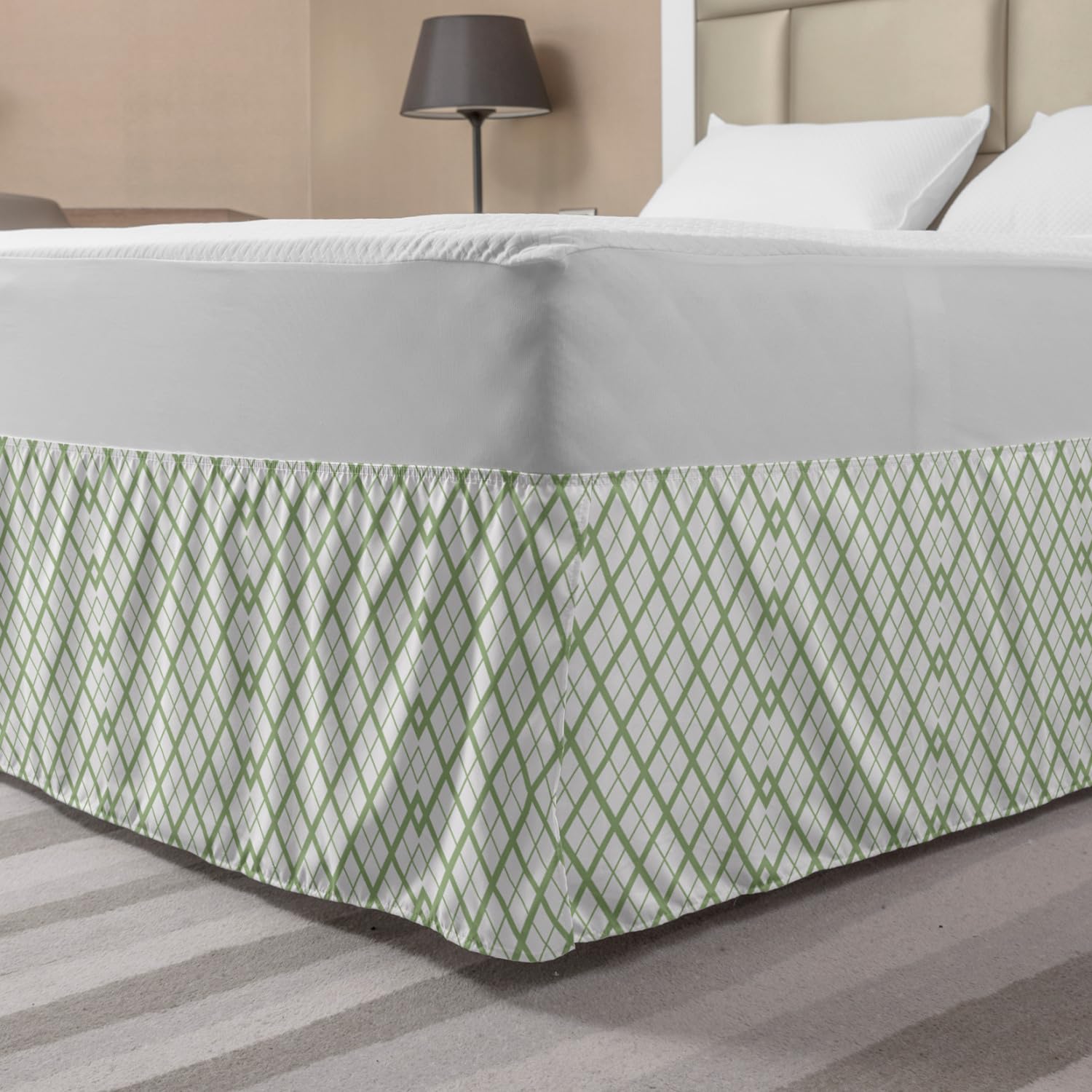 Ambesonne Green Bed Skirt - Modern Geometric Picnic Table Inspired Design, Retro Square Pattern Elastic Dust Ruffle Wrap Around Bedskirt for King Size Beds - Pistachio Green & White - Perfect for Bedroom Decor, Guest Rooms & Airbnb Styling
