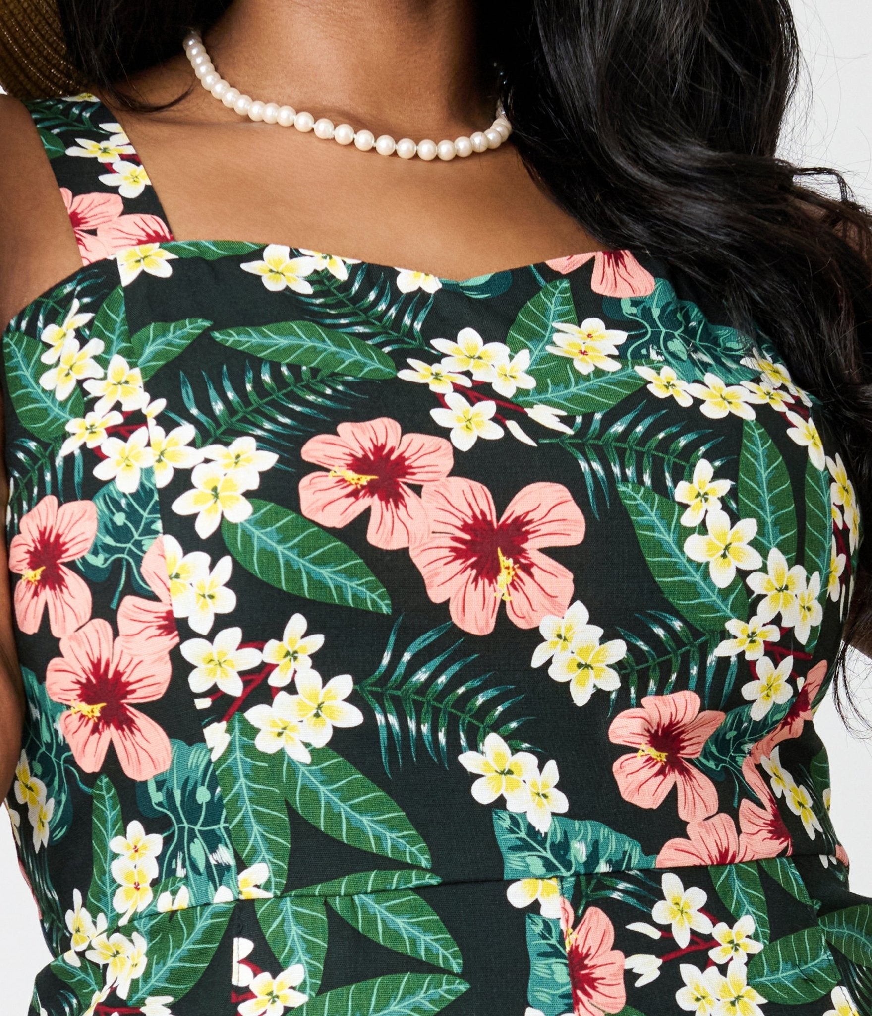 Royal Monk Plus Size Tropical Print Elsie Romper - Women's Floral Jumpsuit with Pockets, Summer Beach Vacation Outfit for Casual Wear & Tropical Getaways