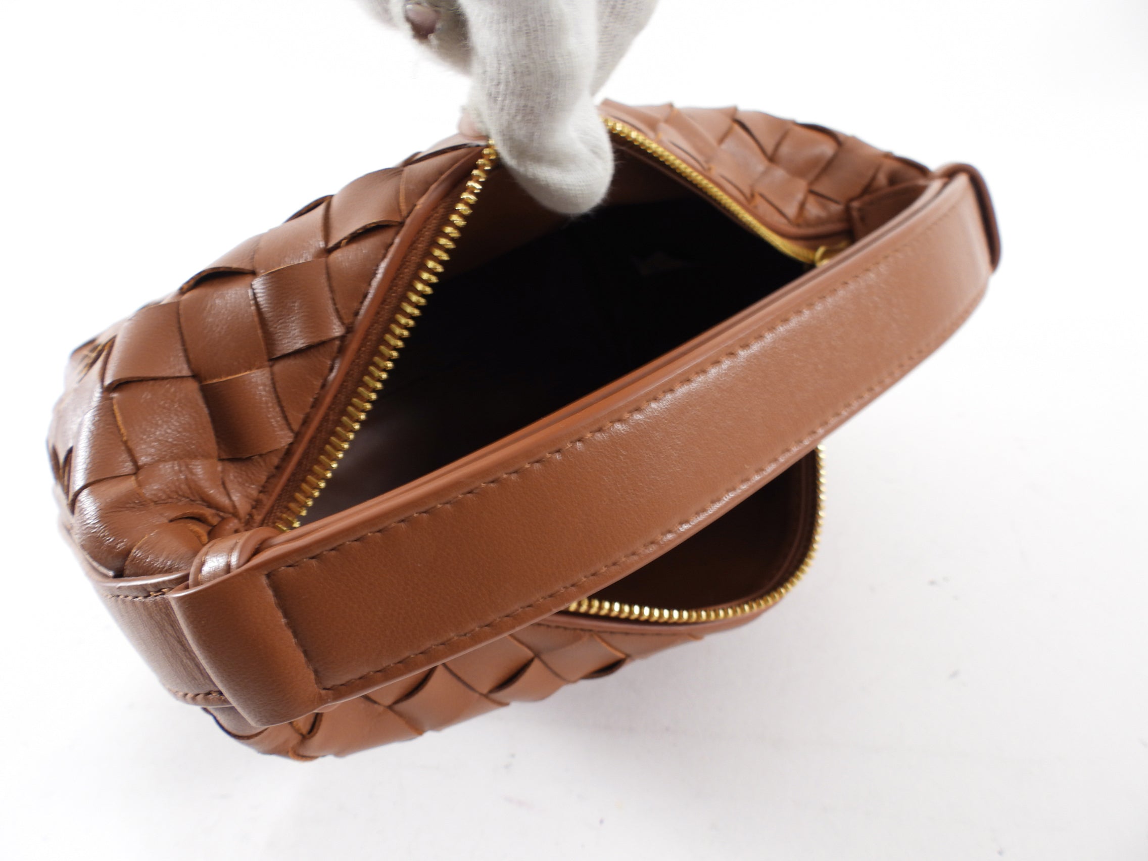 Bottega Veneta Mini Wallace Bag in Caramel Brown Intrecciato Leather - Luxury Crossbody Purse for Women, Perfect for Date Night & Evening Events