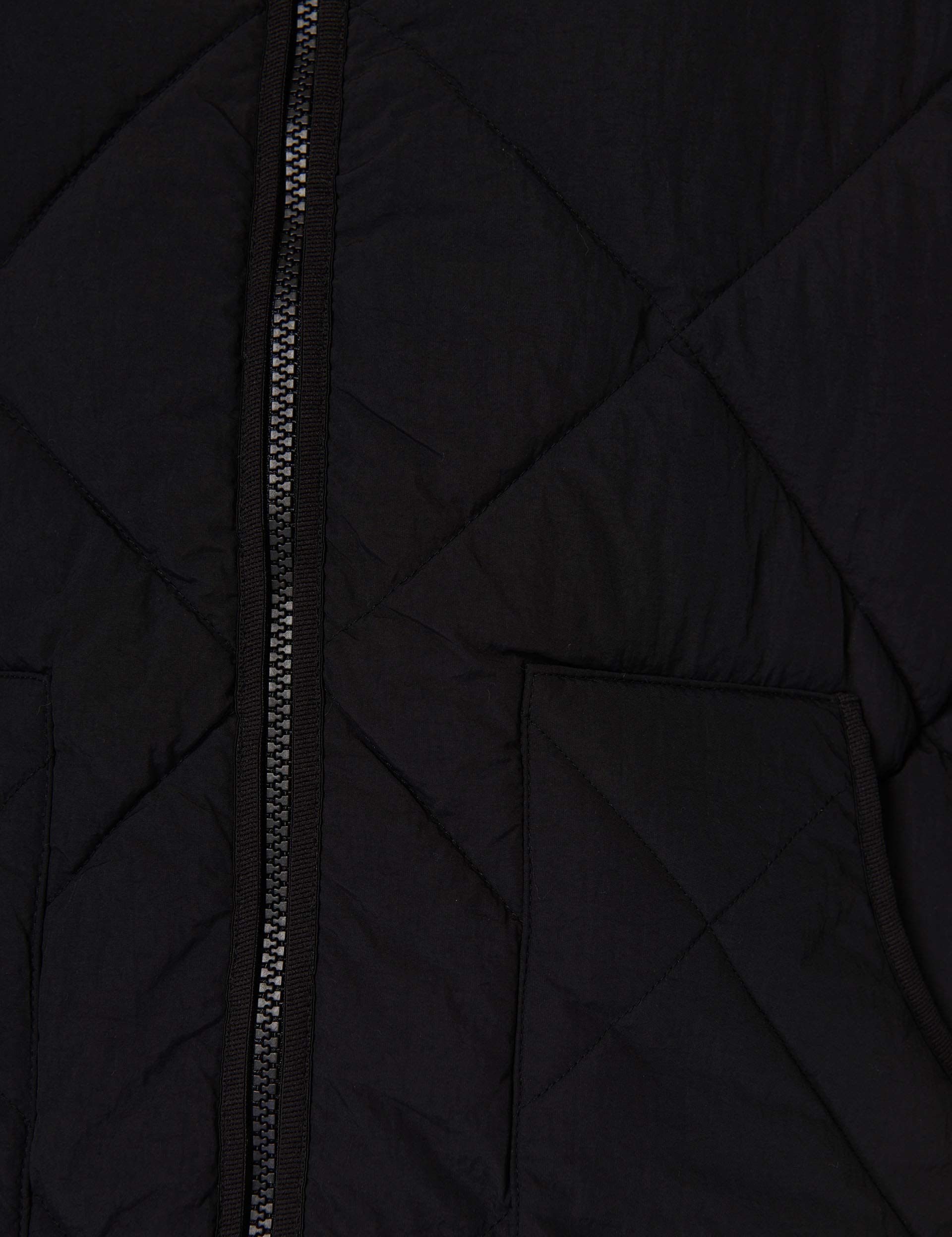 On The Move Quilted Jacket for Women - Stylish Black Lightweight Outerwear for Travel, Hiking & Everyday Wear