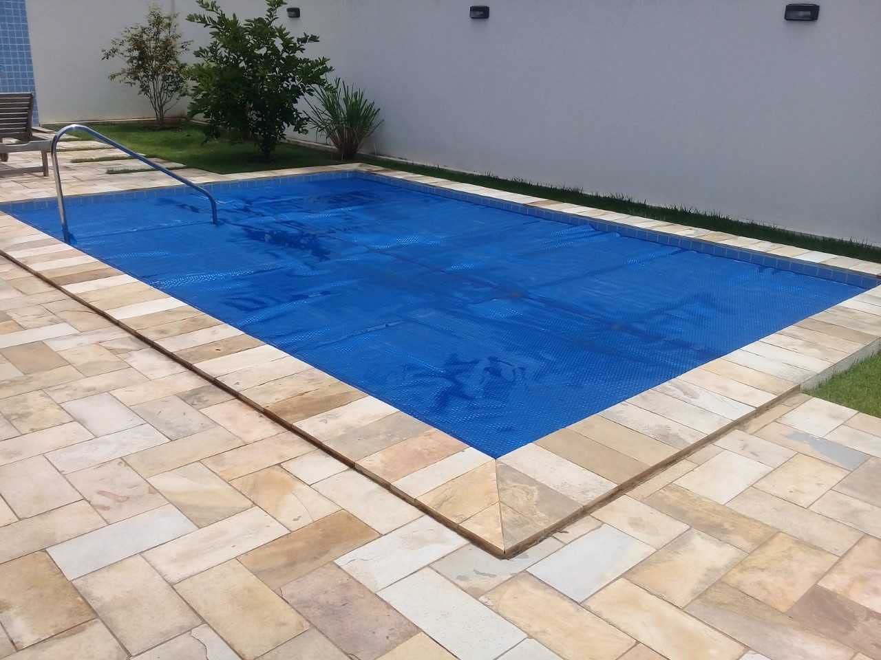 SunHeater Heavy Duty 12 Mil Solar Pool Cover - 14' x 28' Rectangular Solar Blanket with Bubbles for In-Ground Pools | Efficient Heat Retention & UV Protection | Perfect for Extending Swimming Season & Reducing Heating Costs