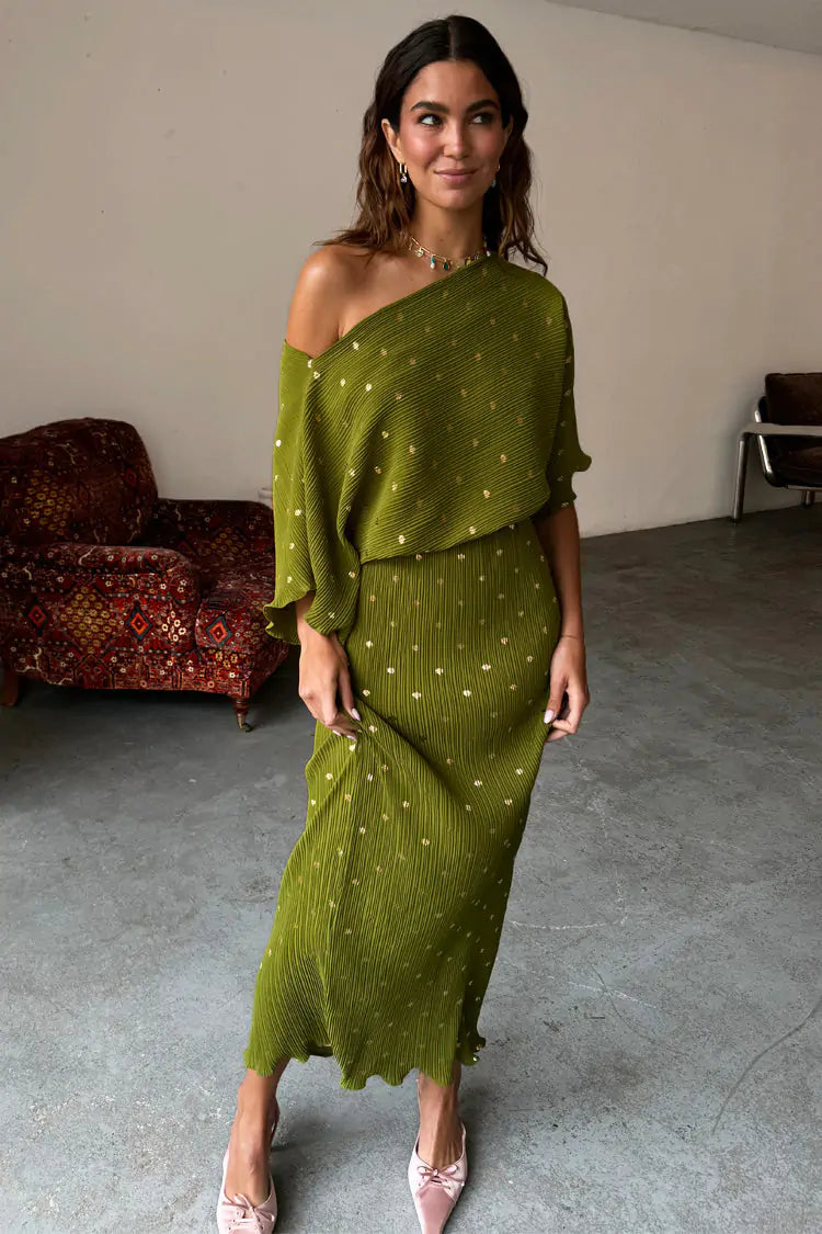 Olive Tilly Women's Green Dress - Elegant Flowy Midi Dress for Casual Wear, Office, and Special Occasions