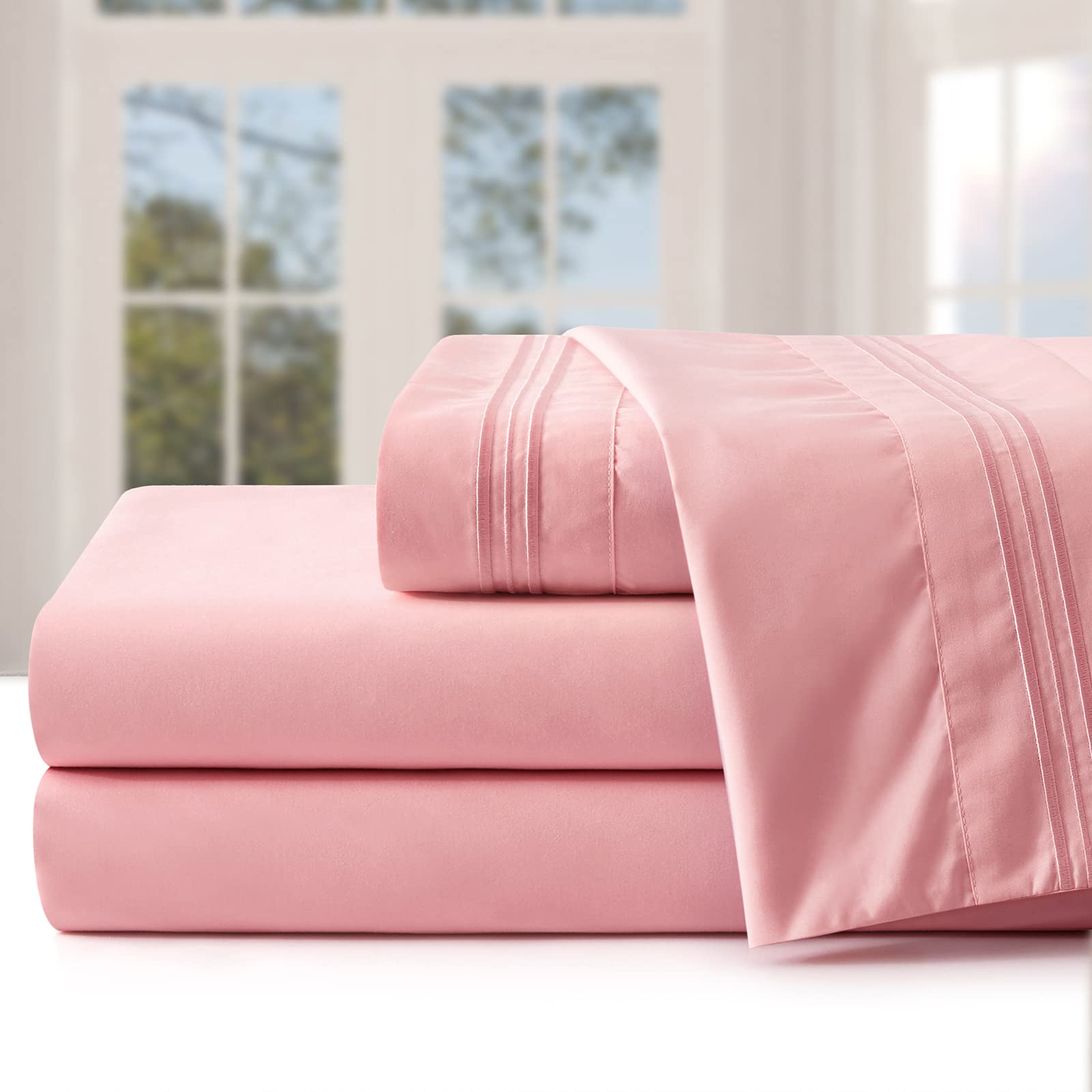 Luxury 1800 Thread Count Microfiber Twin Sheet Set with 10-16 Inch Deep Pockets - 3 Piece Hotel Quality Bedding for Kids & Teens - Ultra Soft Blush Pink Sheets & Pillowcases - Breathable & Hypoallergenic - Perfect for Dorm Rooms, Guest Beds, Home, Travel & Everyday Comfort - Great Gift for College Students & Housewarming