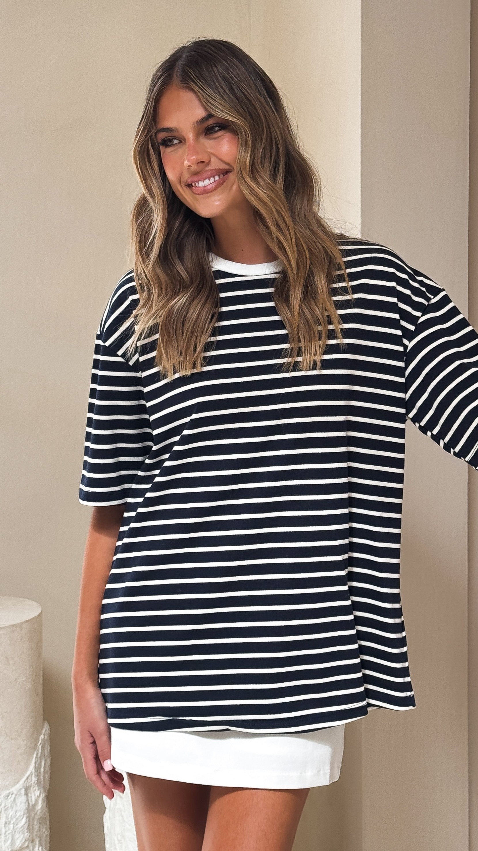 Jeto Oversized T-Shirt for Men & Women - Soft Cotton Relaxed Fit Tee in Navy & White - Perfect for Casual Wear, Street Style & Loungewear