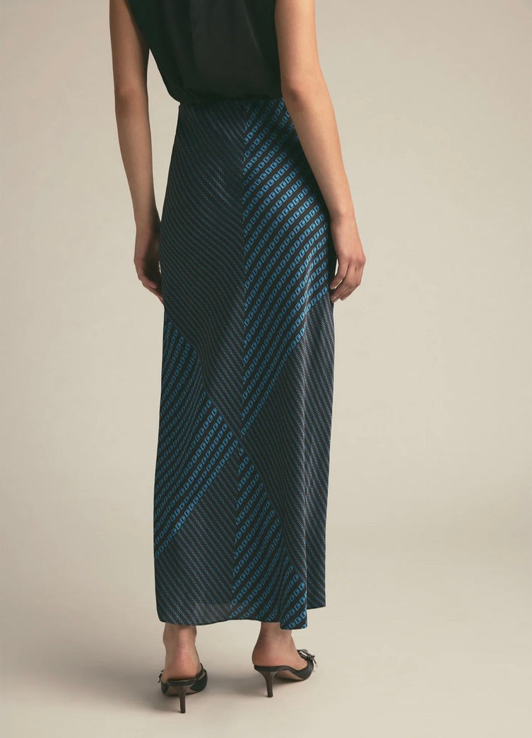 Sapphire Sequence Women's Flowy Skirt - Elegant & Comfortable A-Line Skirt for Casual Wear, Office & Special Occasions