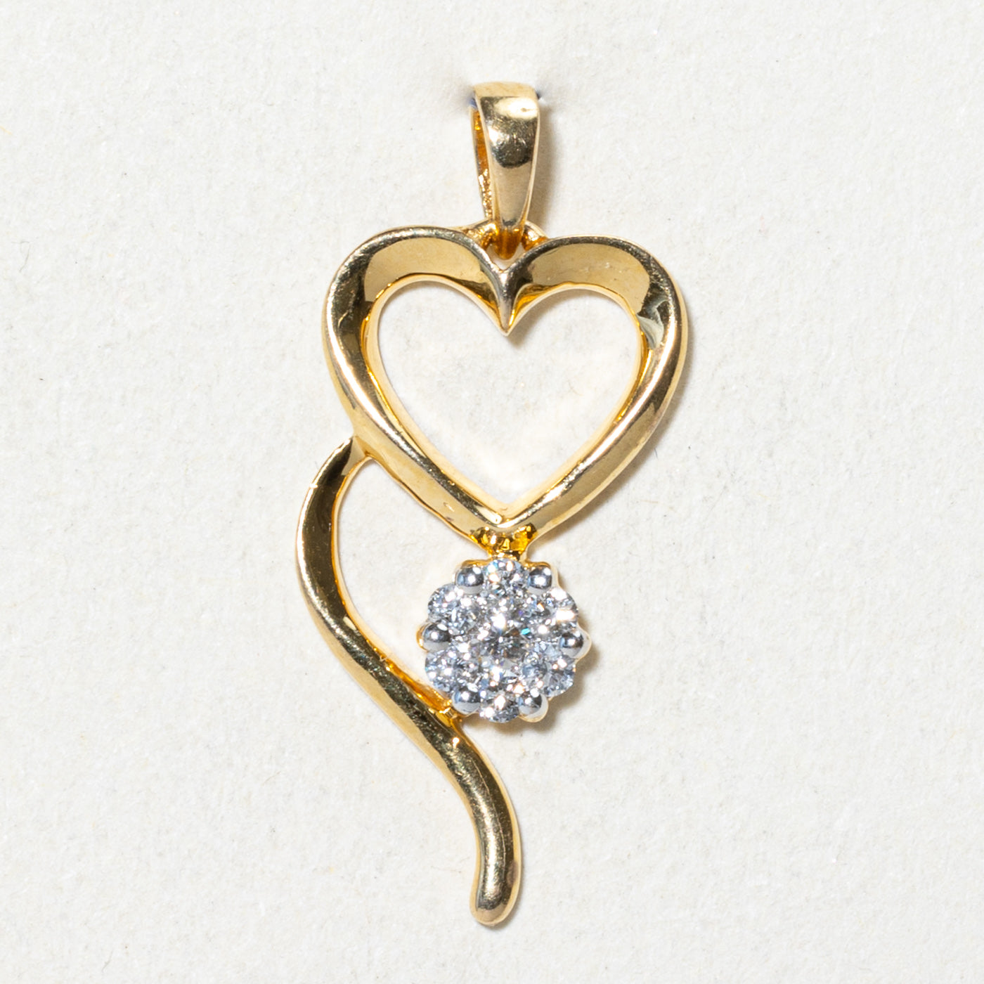 0.12ctw Diamond Cluster Open Heart Pendant Necklace - Elegant Jewelry Gift for Women, Perfect for Valentine's Day, Anniversary & Special Occasions