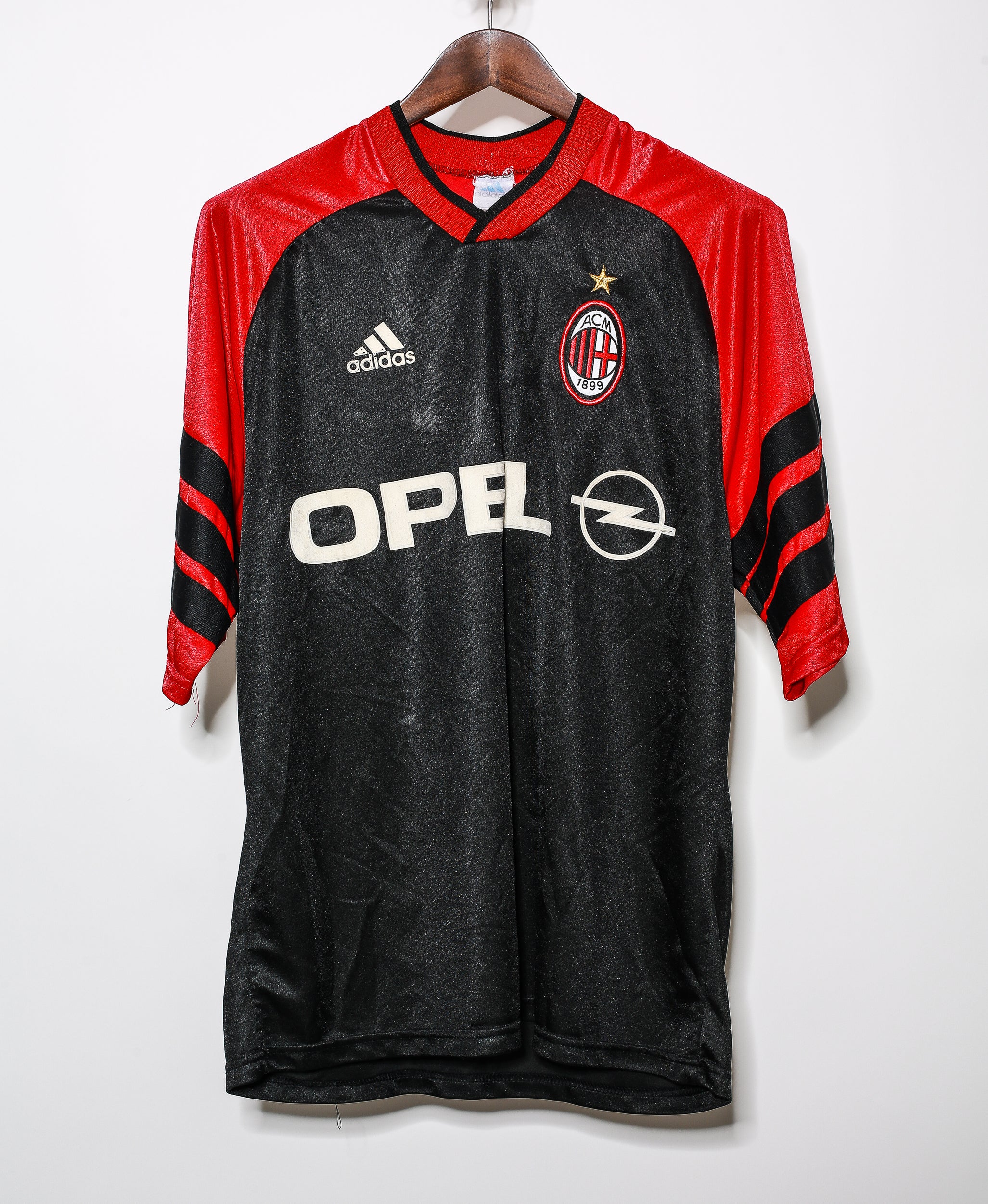 1998 AC Milan Training Kit - Authentic Vintage Soccer Jersey Size Large for Men - Perfect for Fans, Collectors & Retro Sports Enthusiasts