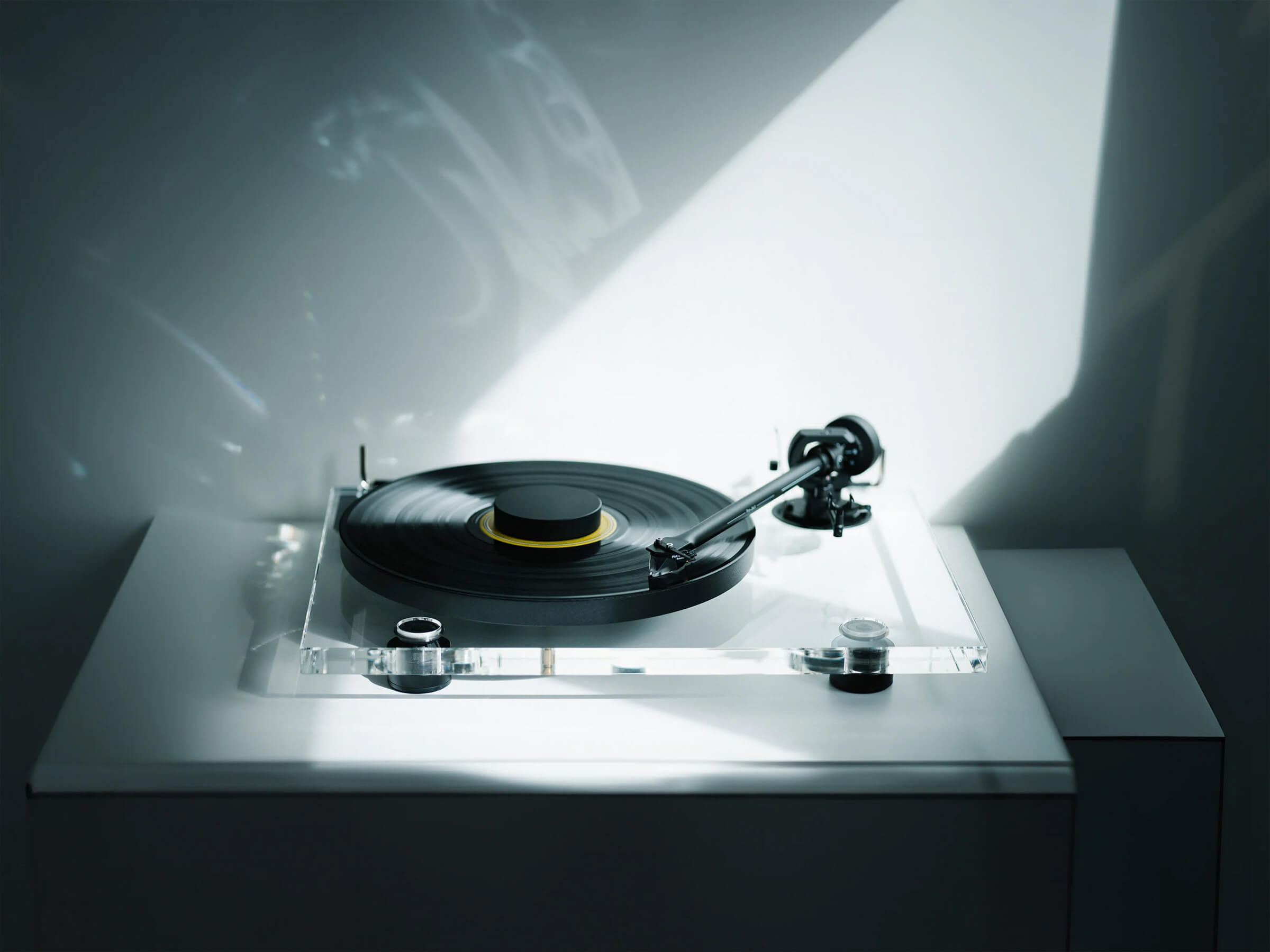 Pro-Ject XA B Turntable - High-End Audiophile Vinyl Record Player for Home & Studio Use | Perfect for Music Lovers & DJs