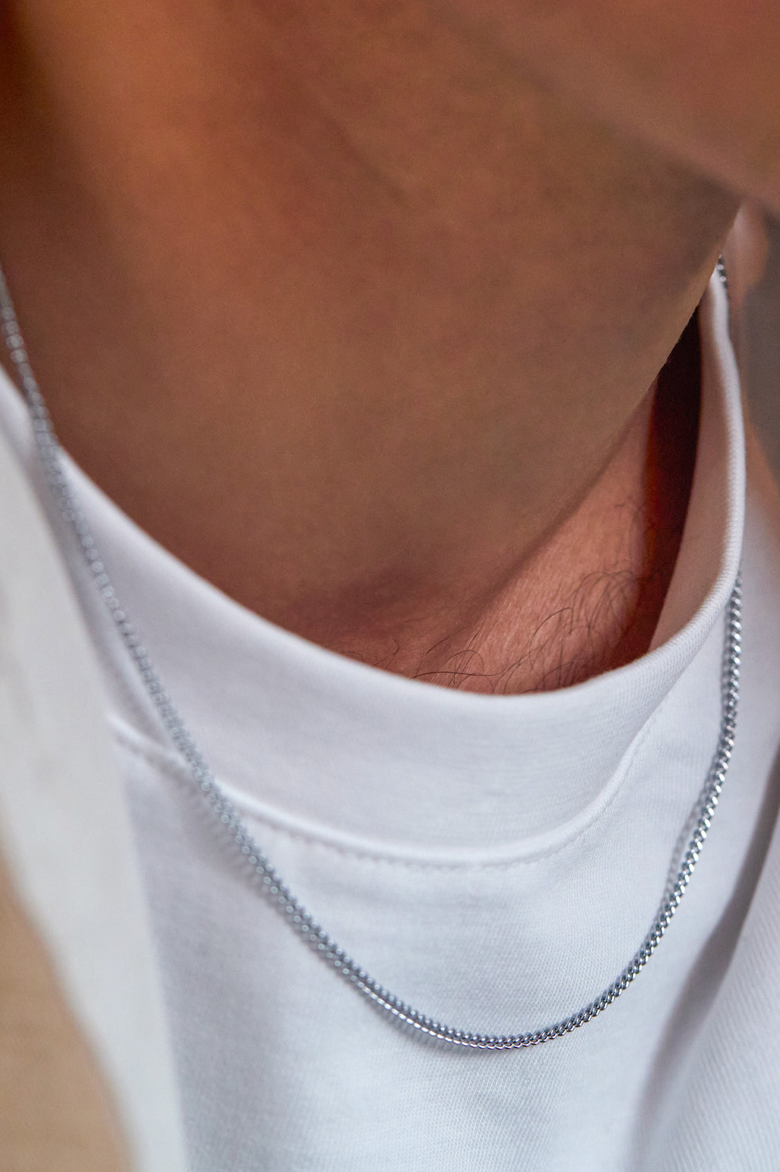 Stylish Men's Fine Curb Chain Necklace - 14K Gold Plated Stainless Steel Jewelry for Casual & Formal Wear - Perfect Gift for Him
