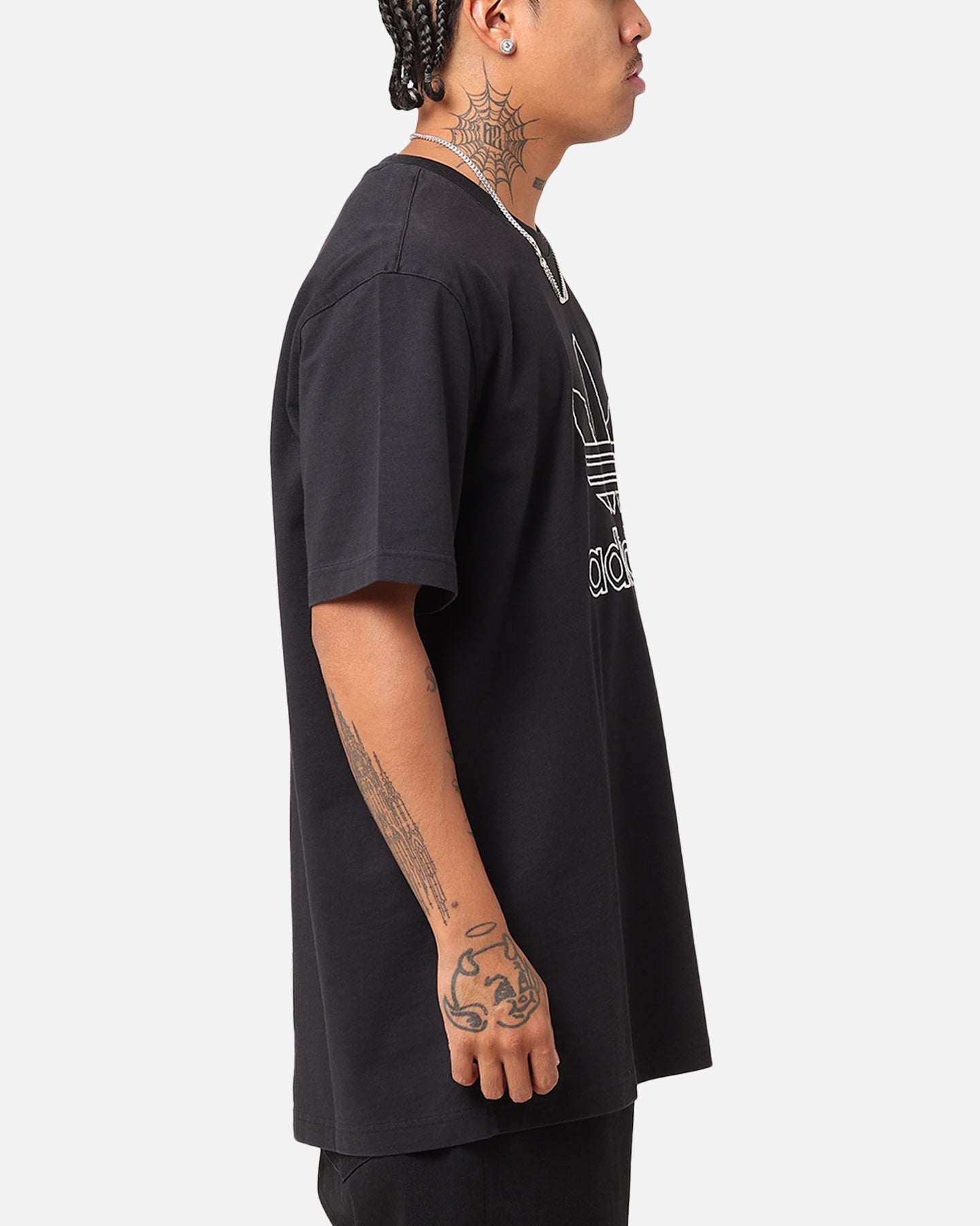 Adidas Originals Outline Trefoil Logo T-Shirt for Men - Black Cotton Casual Tee | Gym, Streetwear & Everyday Wear