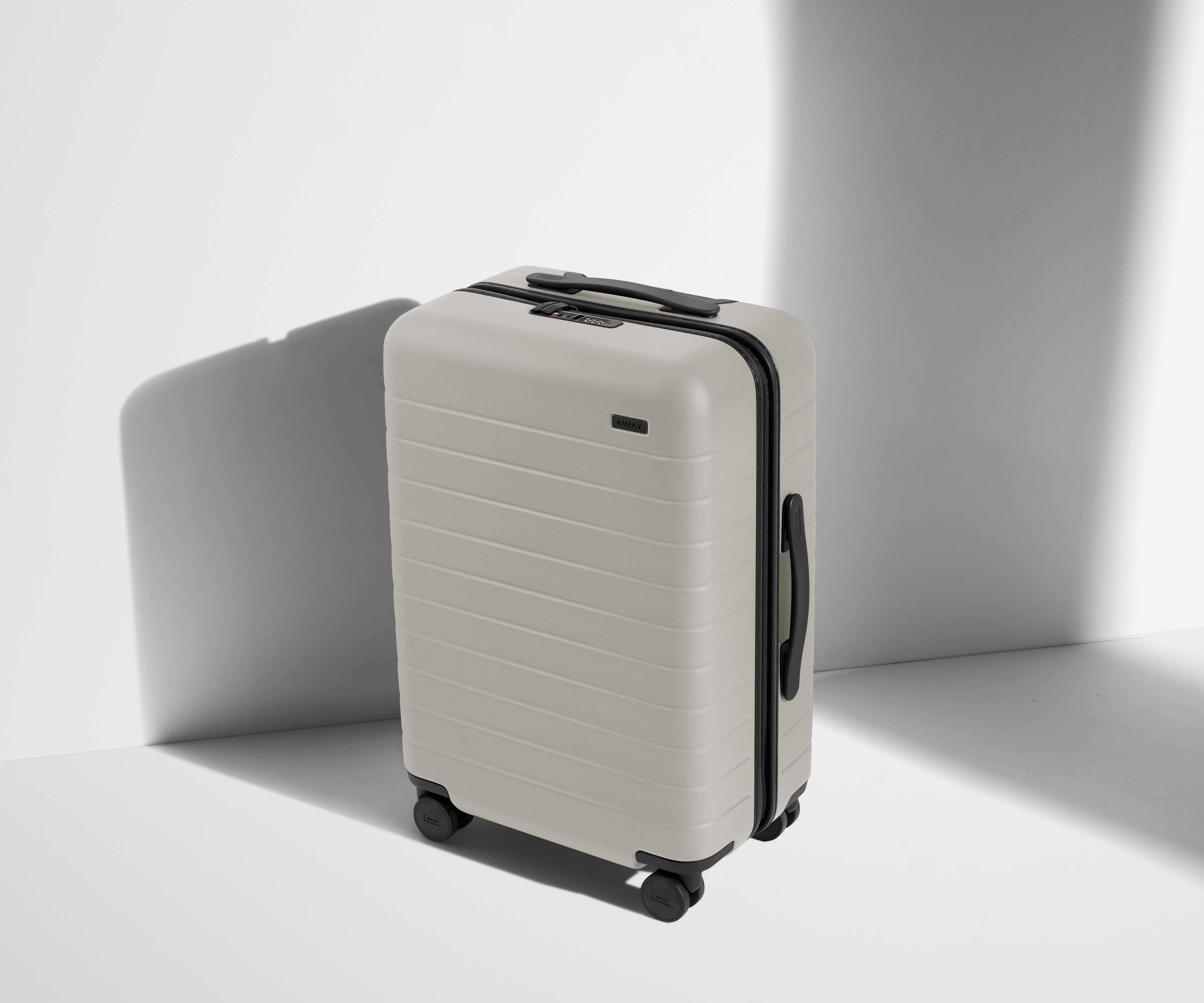 Premium Expandable Carry On Luggage in Cloud Gray - Perfect for Air Travel & Weekend Getaways