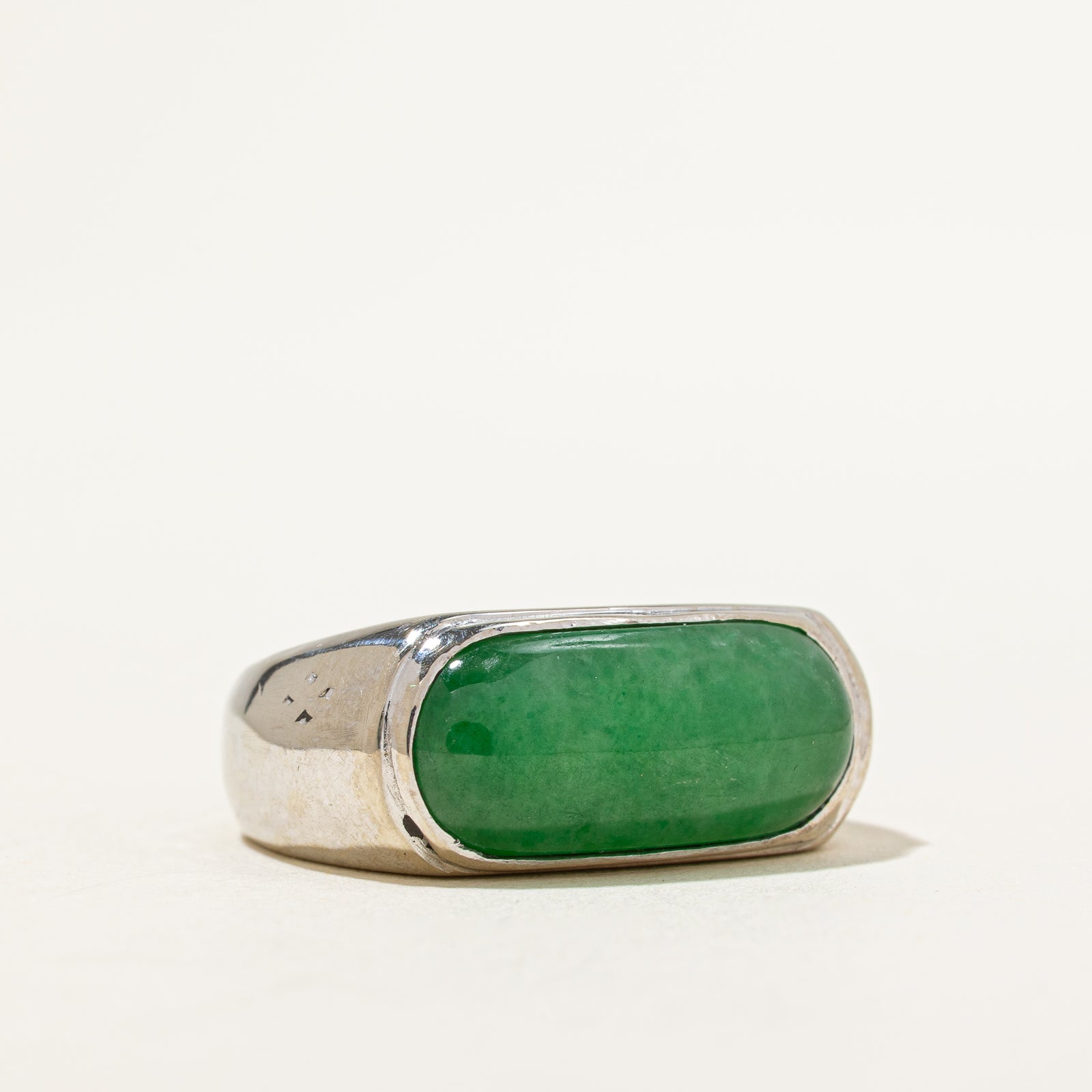 East West Cabochon Jade Ring - 4.80ct Genuine Jade Stone - Size 5.25 - Elegant Dainty Jewelry for Women - Perfect for Weddings, Anniversaries & Special Occasions