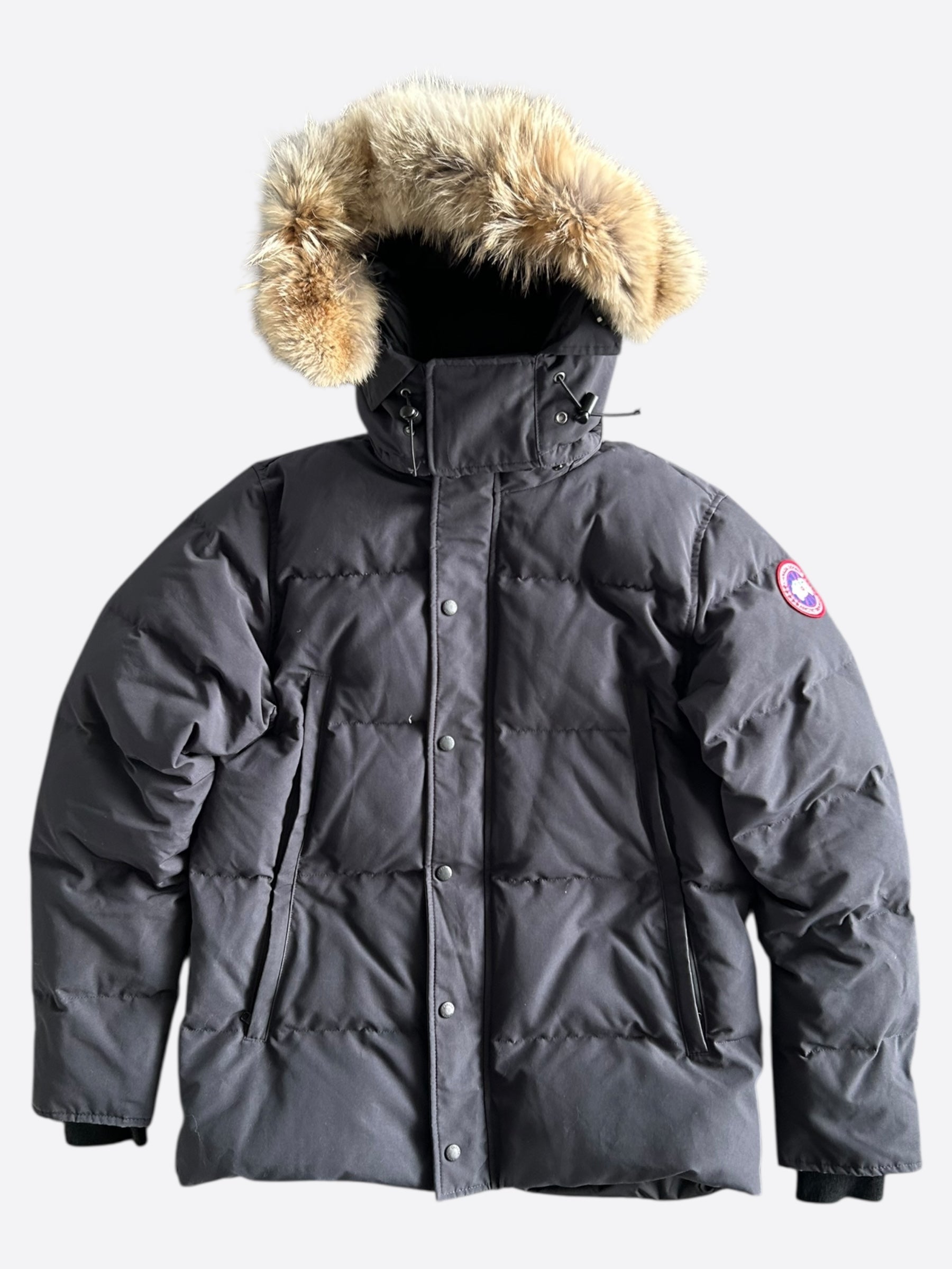 Canada Goose Navy Wyndham Men's Winter Jacket - Waterproof, Windproof & Insulated Parka for Extreme Cold Weather - Perfect for Outdoor Activities, Skiing & Urban Winter Wear