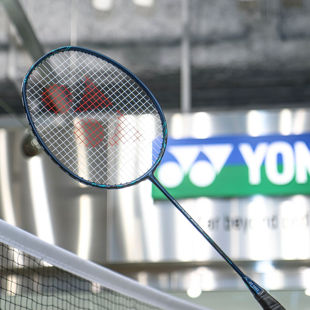 Yonex Nanoflare 800 Game Badminton Racket - Pre Strung with Deep Green Color - Perfect for Competitive Play & Training Sessions