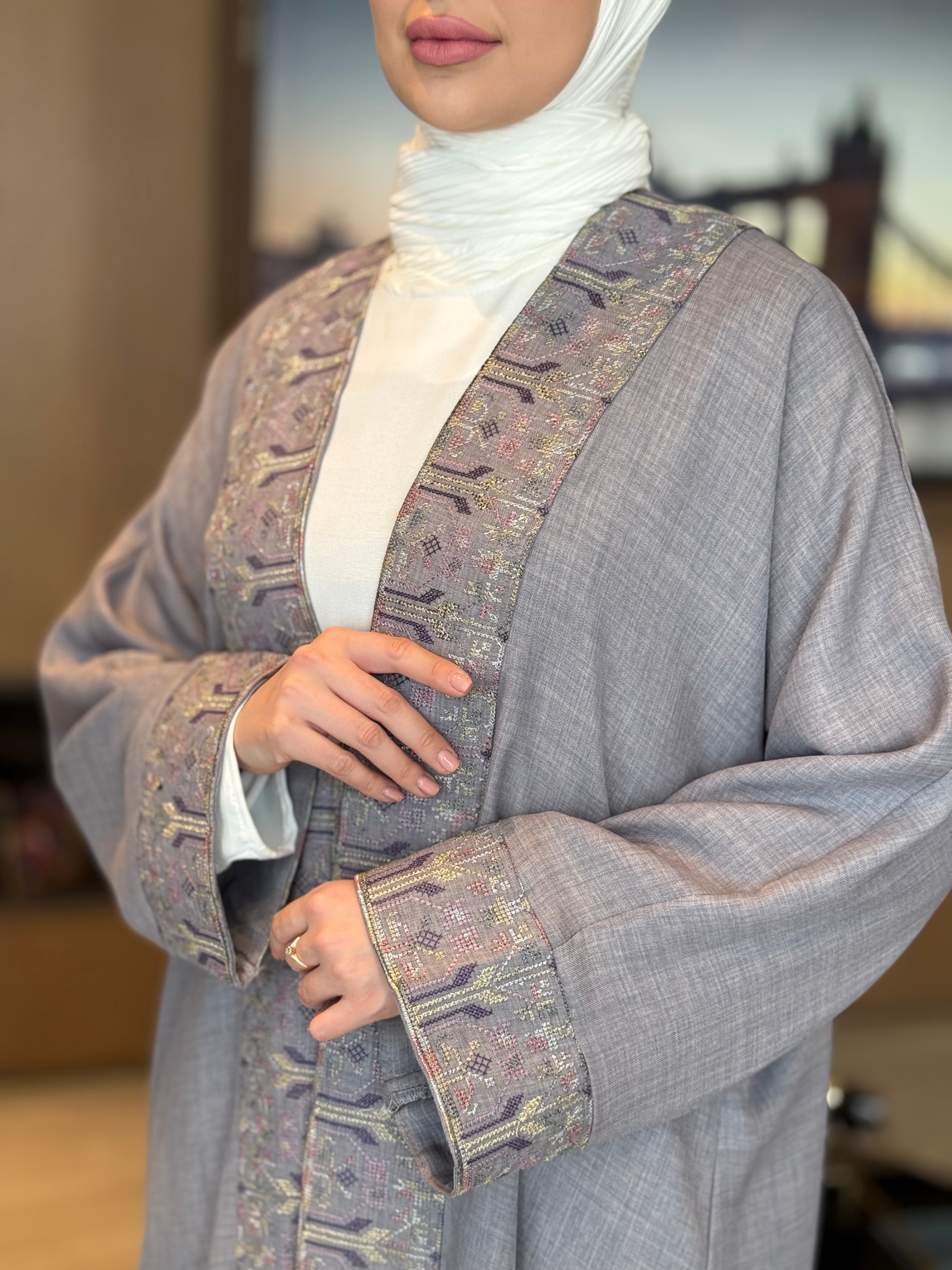 Elegant Classic Open Abaya for Women - Modest Muslim Prayer Dress - Perfect for Mosque, Prayer, and Special Occasions