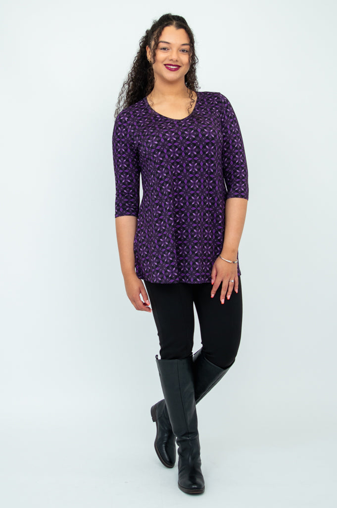 Stylish Courage Tunic with Geo Flower Print - Soft Bamboo Fabric - Perfect for Casual Wear & Summer Outfits - Final Sale