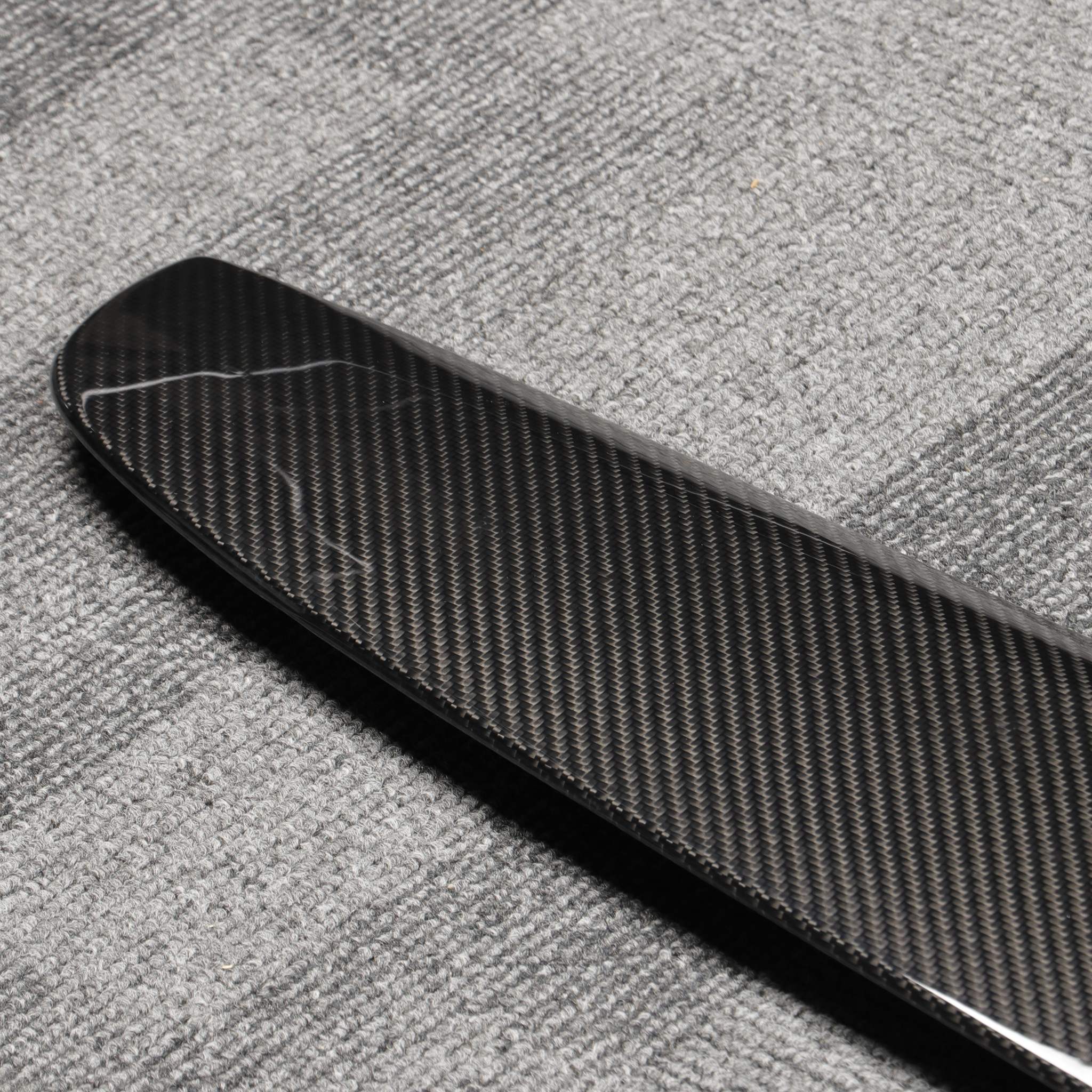 Premium Dry Carbon Fiber Dashboard Replacement for 2025+ Tesla Model Y Juniper – OEM Clip-On Design | Lightweight & Durable Interior Upgrade | Perfect for Car Enthusiasts & Luxury Vehicle Customization