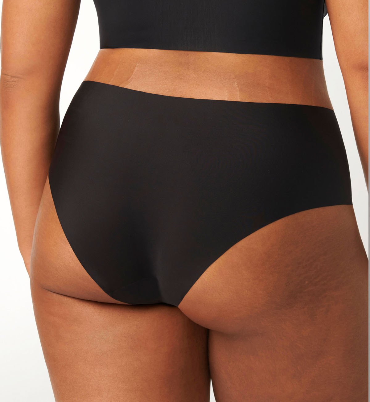 SLOGGI ZERO FEEL HIPSTER Women's Seamless Underwear - Ultra Soft Comfortable Panties for Everyday Wear - Perfect for Yoga, Workout & Lounge
