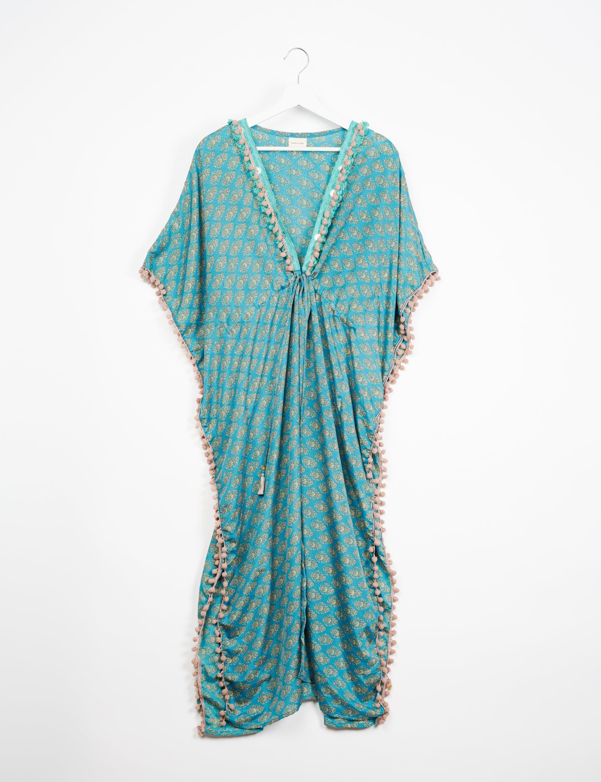 Stylish Breezy Kaftan Dress for Women - Flowy Summer Beach Cover Up & Boho Chic Loungewear - Perfect for Vacations, Poolside, and Casual Outings
