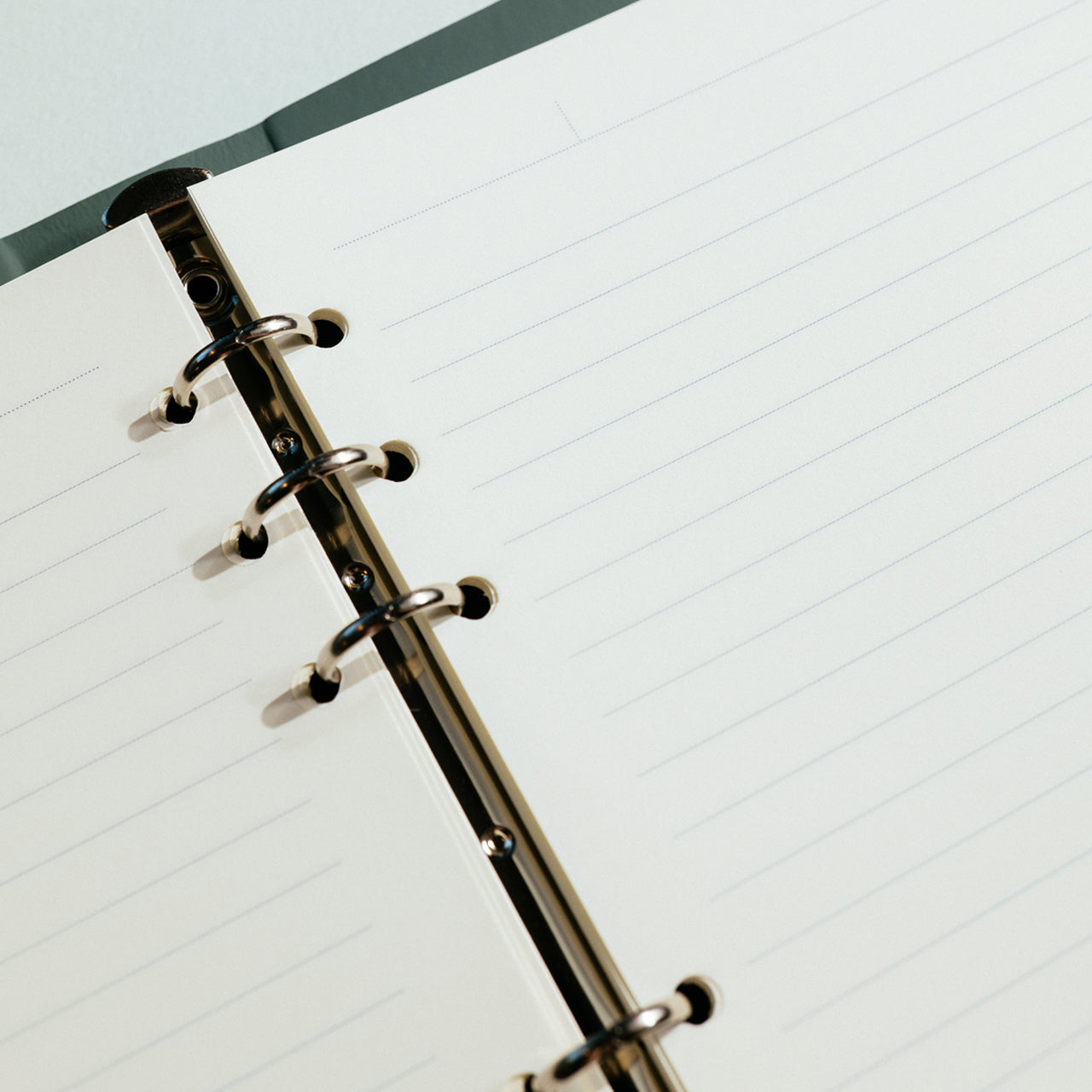 A5 Notebook Page Binder Insert - Refillable Loose Leaf Paper Organizer for Journals, Planners & DIY Scrapbooking - Perfect for Office, School & Creative Projects