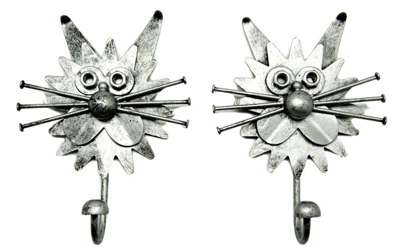 Metal Cat Ornament with Matching Hooks - Nuts & Bolts Style Home Decor Gift Set for Cat Lovers | Perfect for Christmas Tree, Wall Decor, and Unique Gift Giving